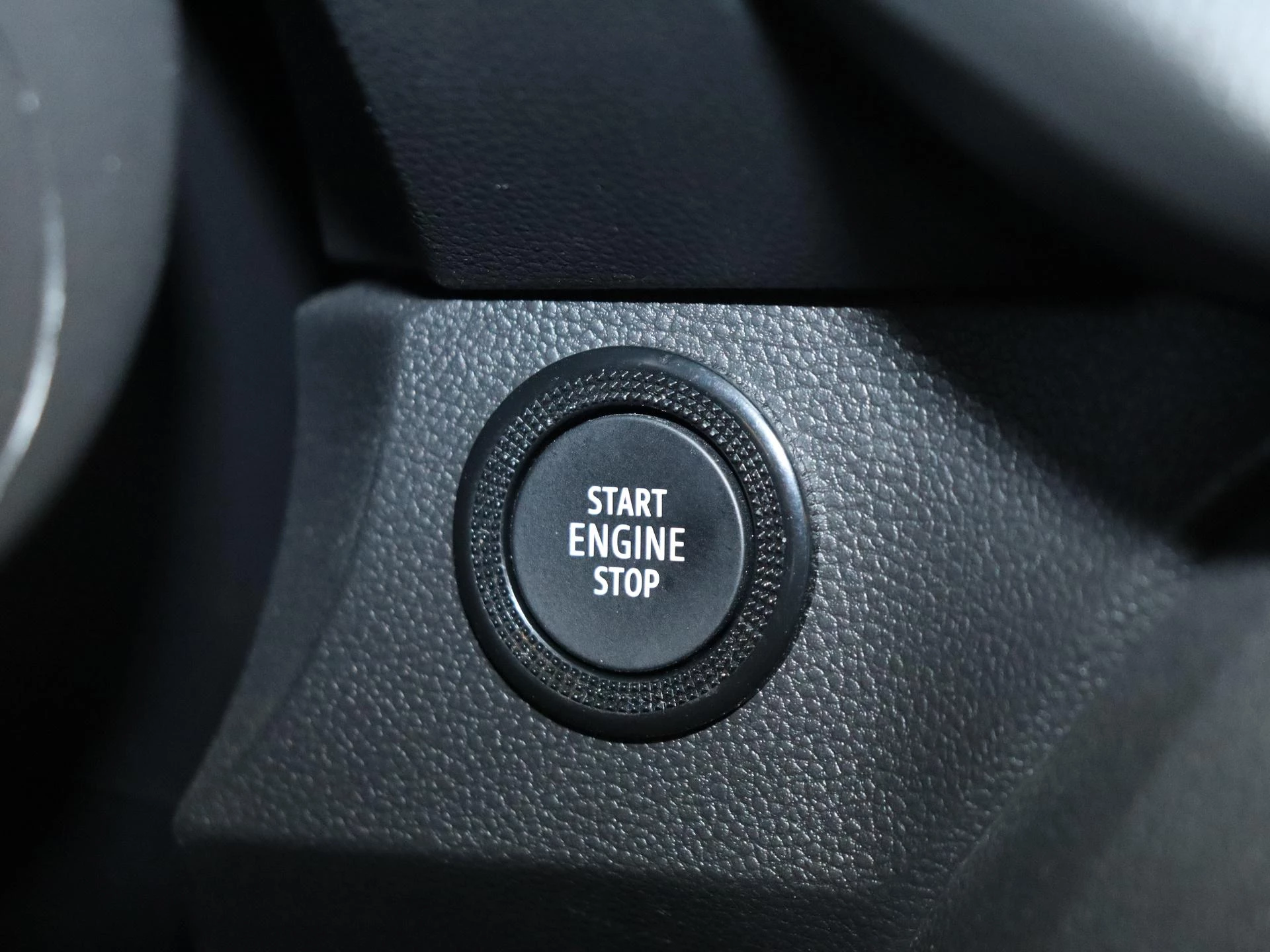 Dacia-Sandero Stepway-image-19