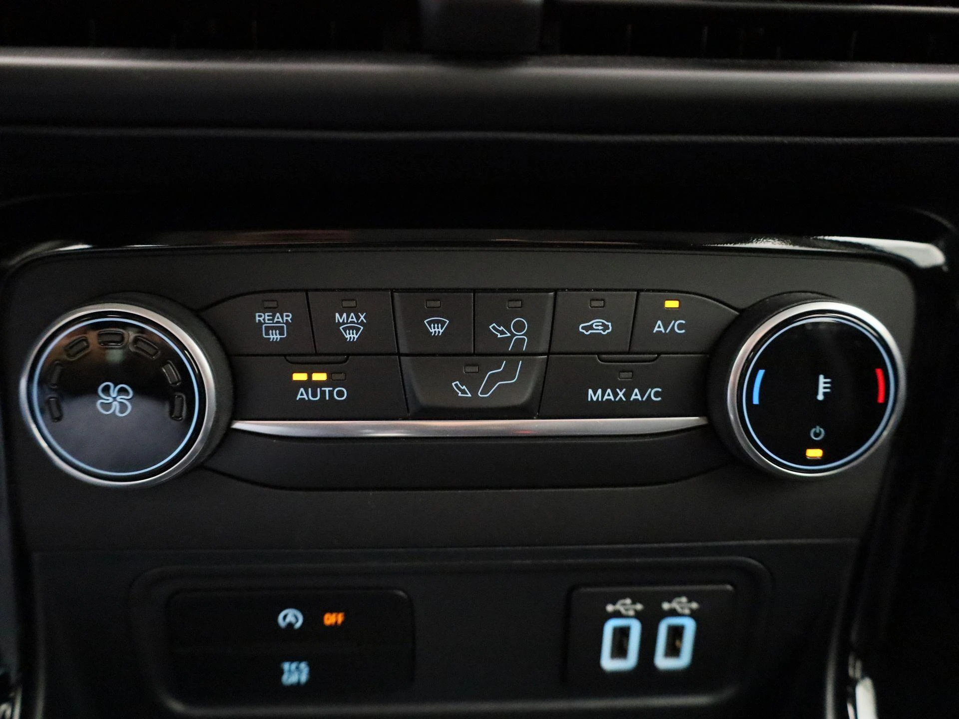 Ford-EcoSport-image-20