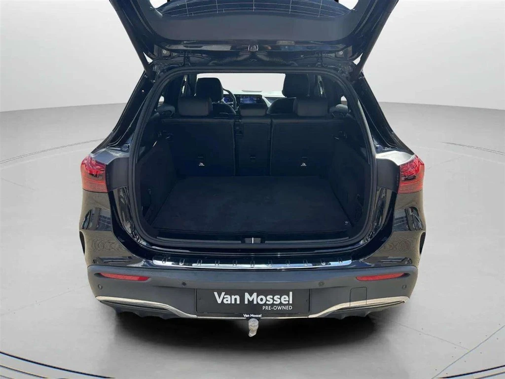 Mercedes-Benz-EQA-image-22