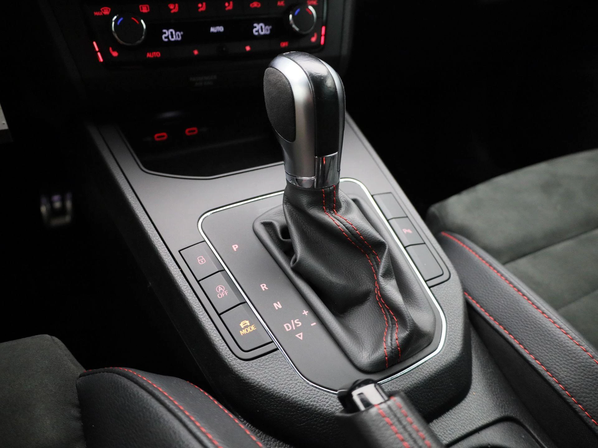 SEAT-Ibiza-image-18