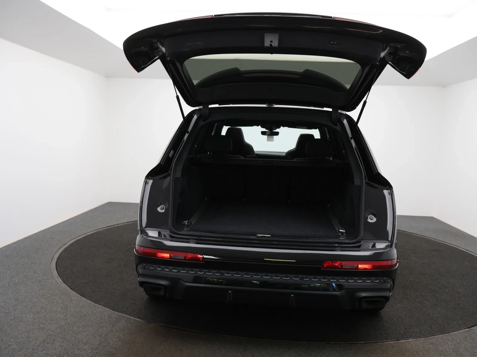 Audi Q7 Audi Q7 SUV PHEV S line 60TFSIe QUATTRO 490PK *AUTOMAAT*PANODAK*TREKHAAK*LEDER*SHADOW*SPORTZETELS*CA