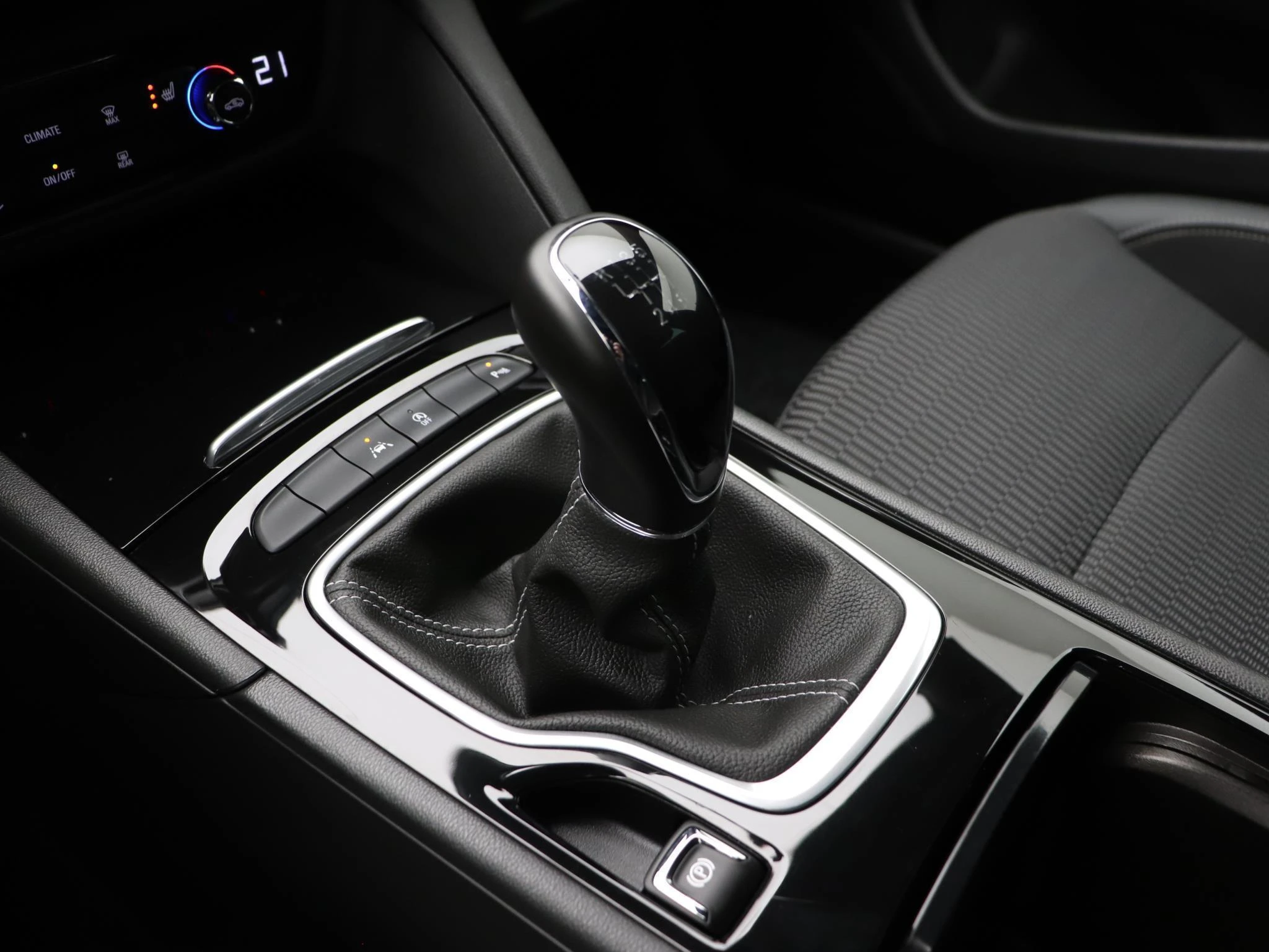 Opel-Insignia-image-13