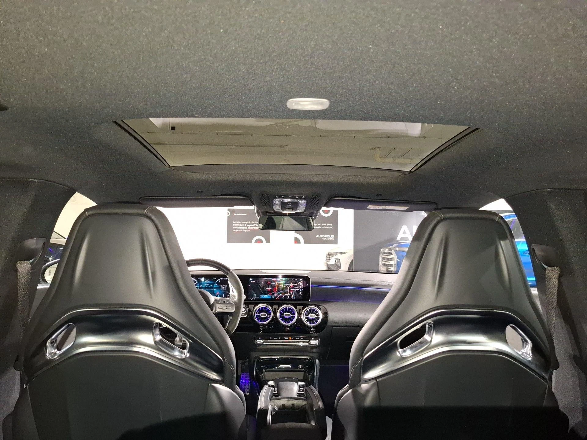 Mercedes-Benz-CLA-image-13