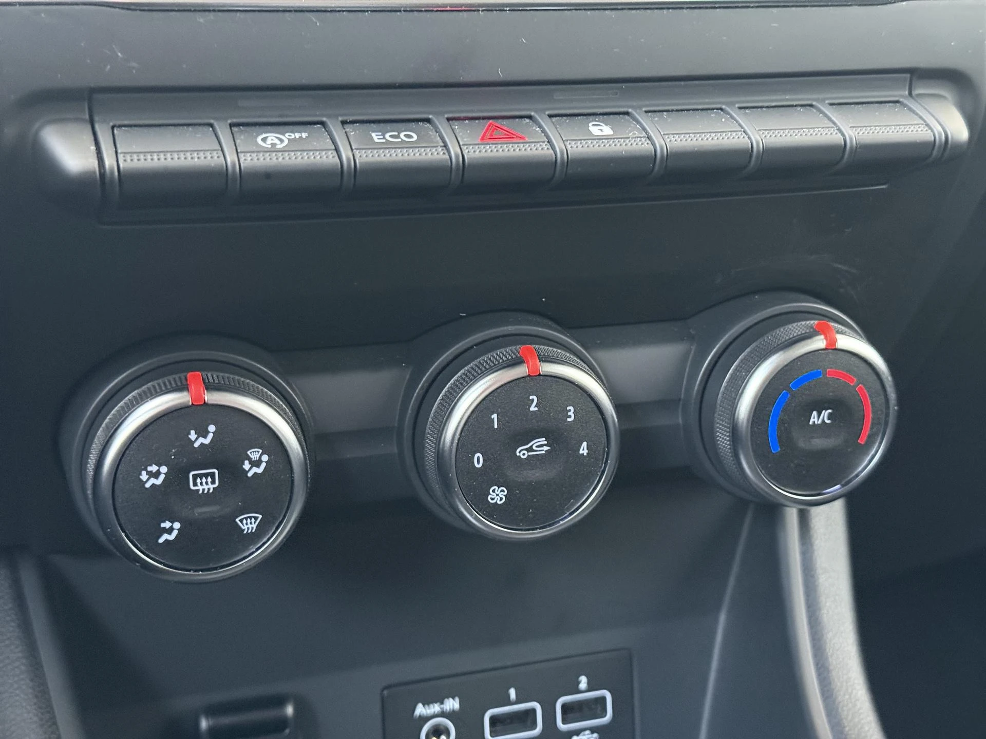 Renault-Captur-image-17
