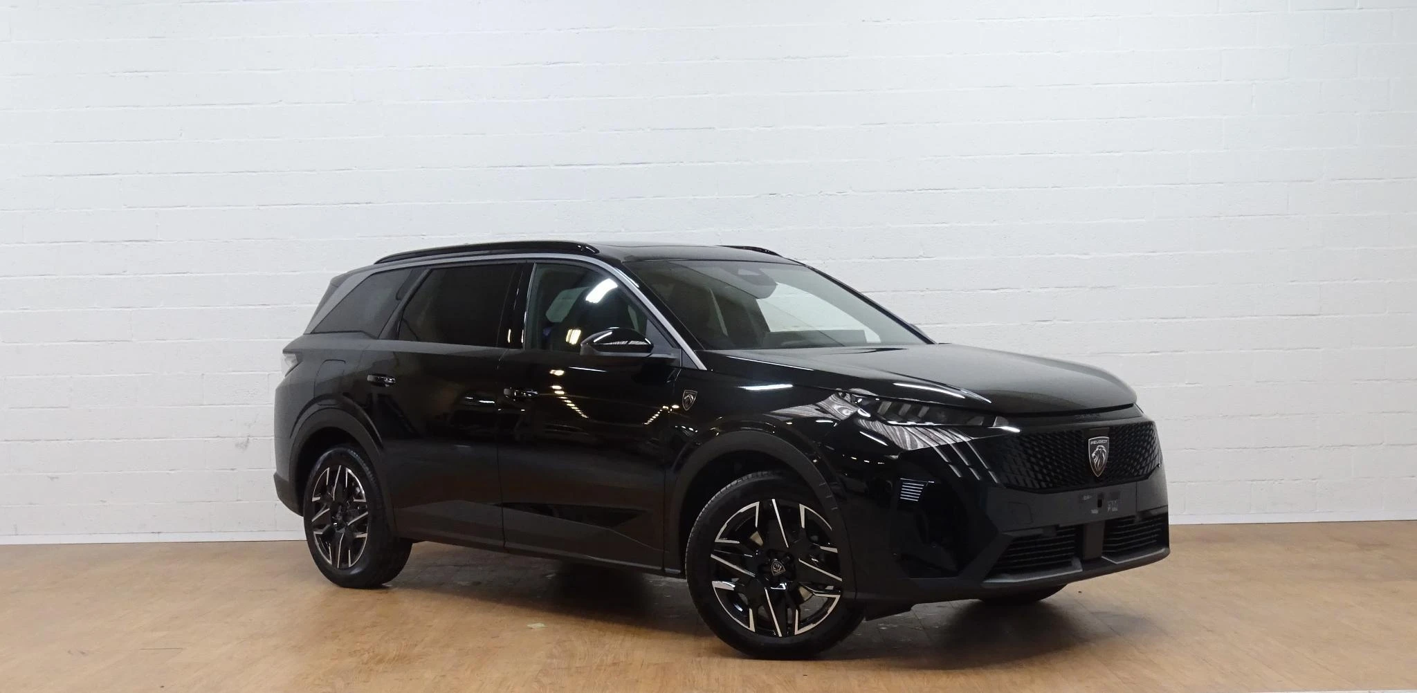 Peugeot-5008-image-1