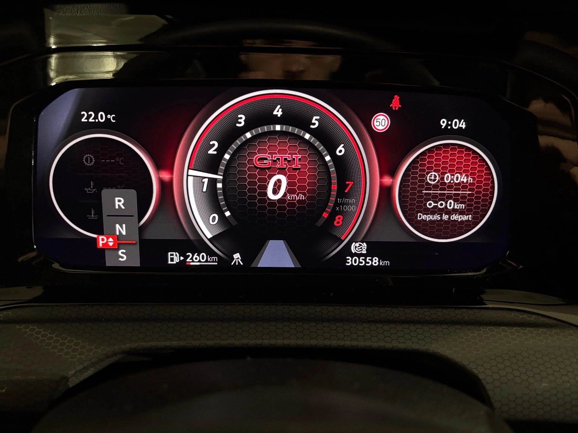 Volkswagen-Golf-image-1