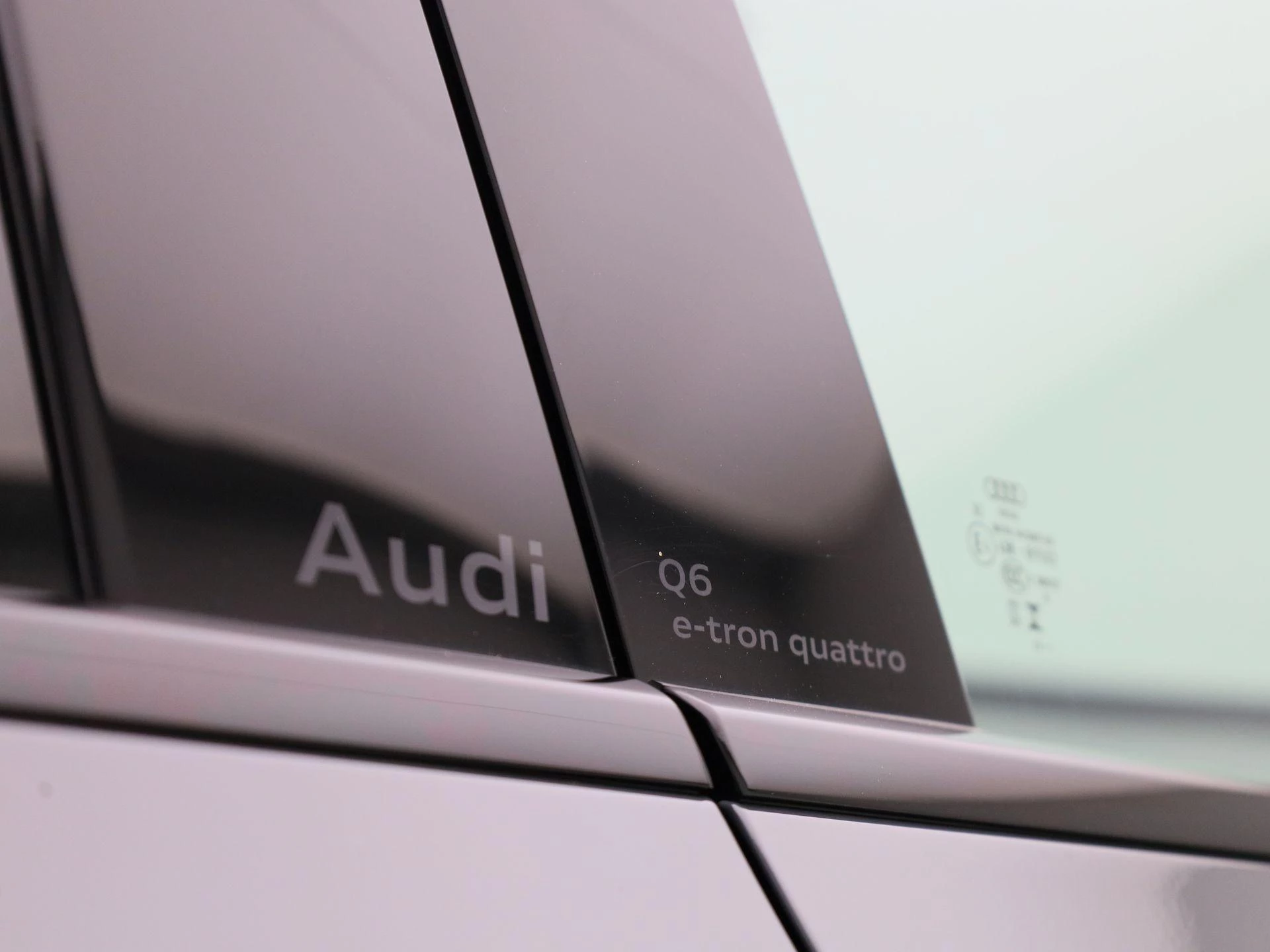 Audi-Q6 e-tron-image-55