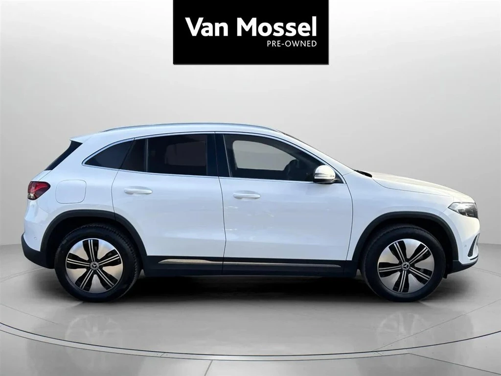 Mercedes-Benz-EQA-image-3