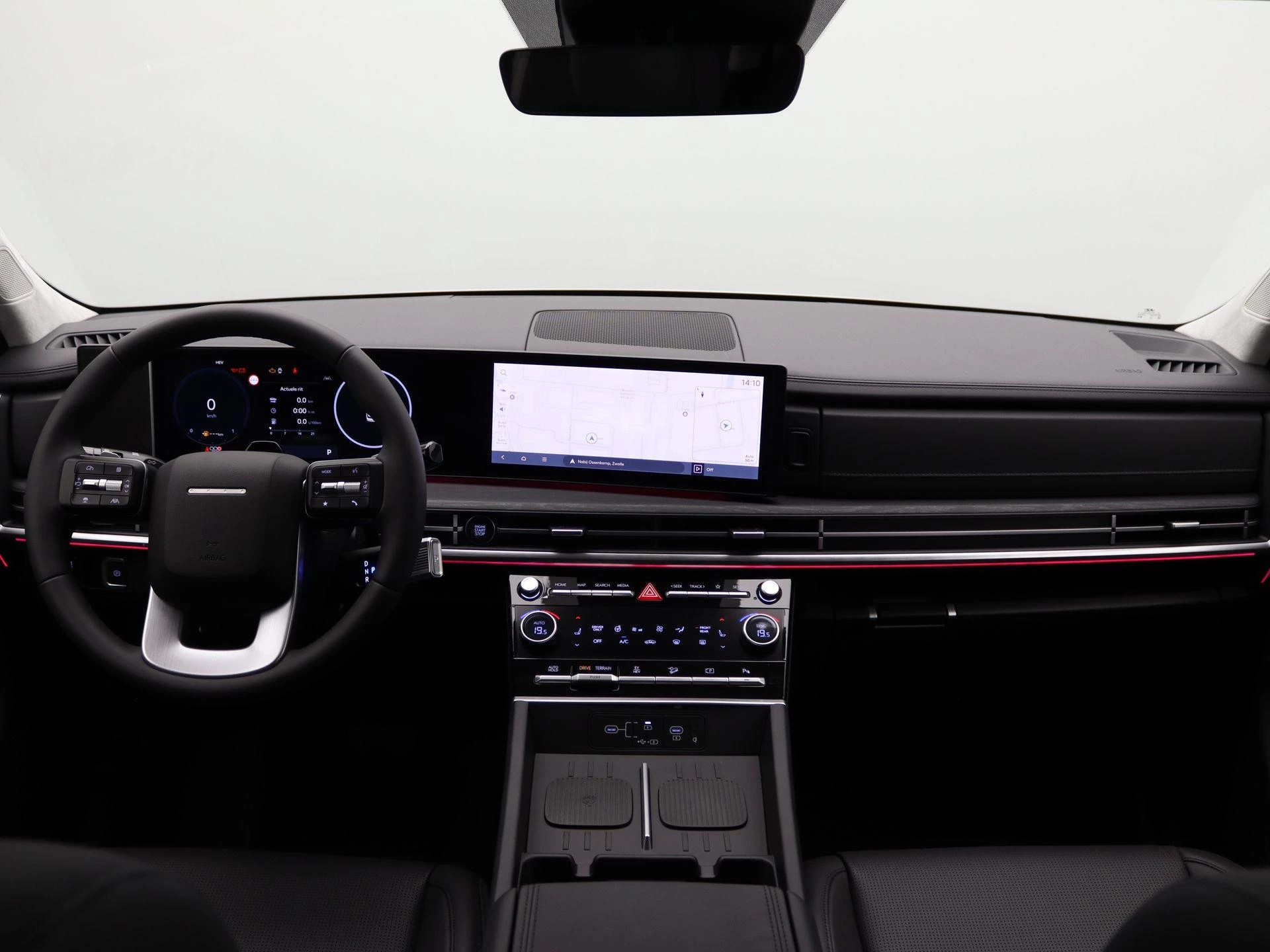 Hyundai-Santa Fe-image-33