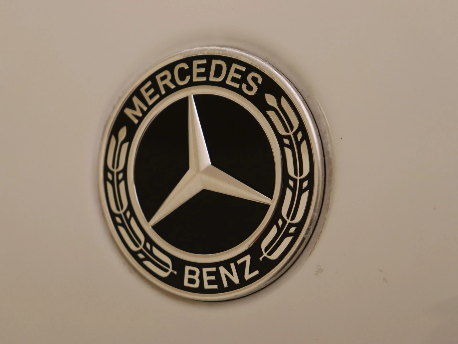 Mercedes-Benz-GLE-image-28