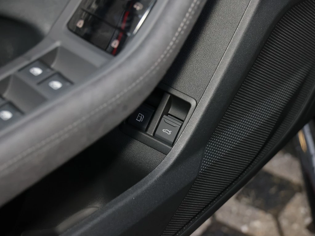 Audi A5 Avant e-hybrid quattro