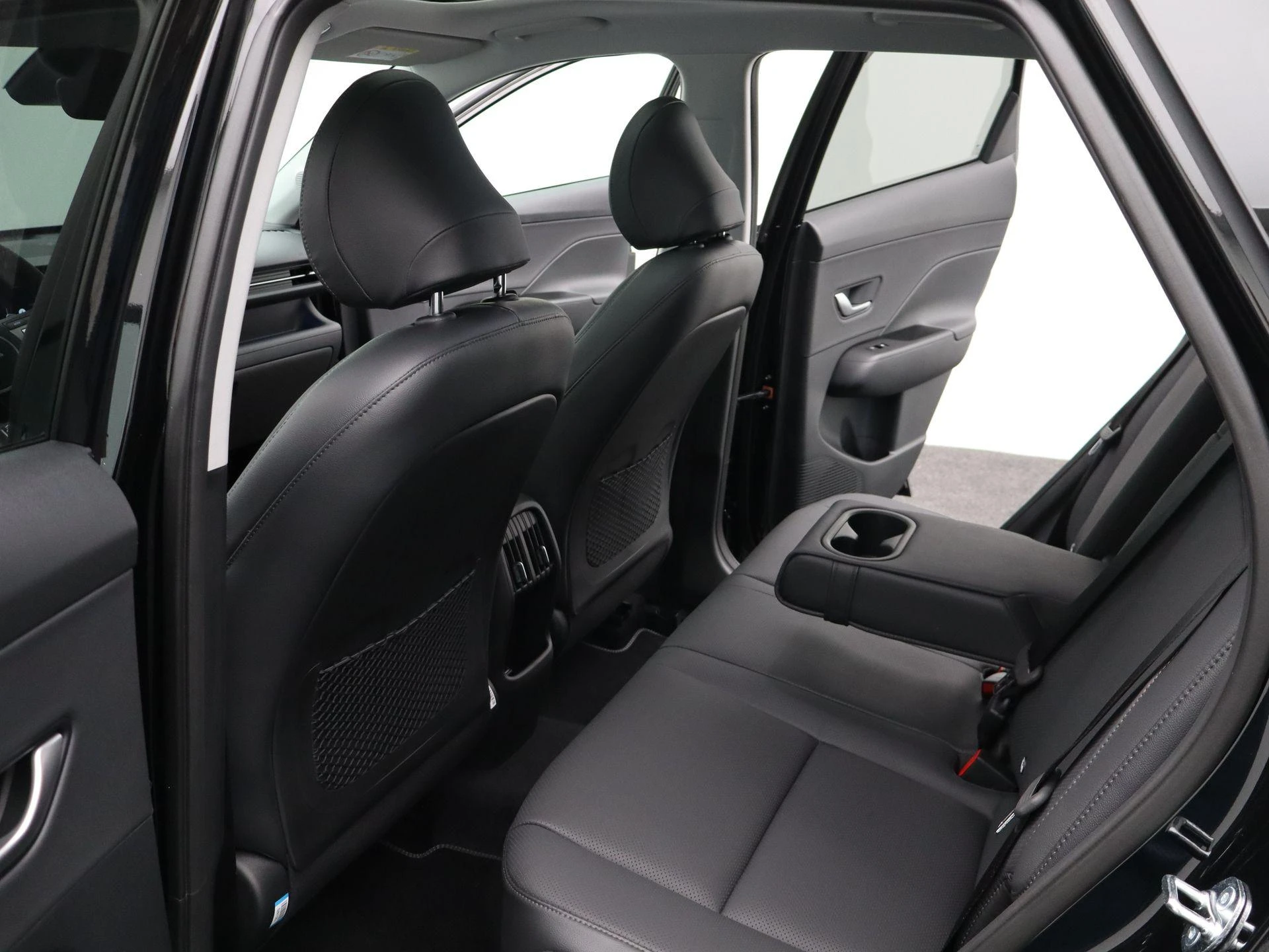 Hyundai-Kona-image-12