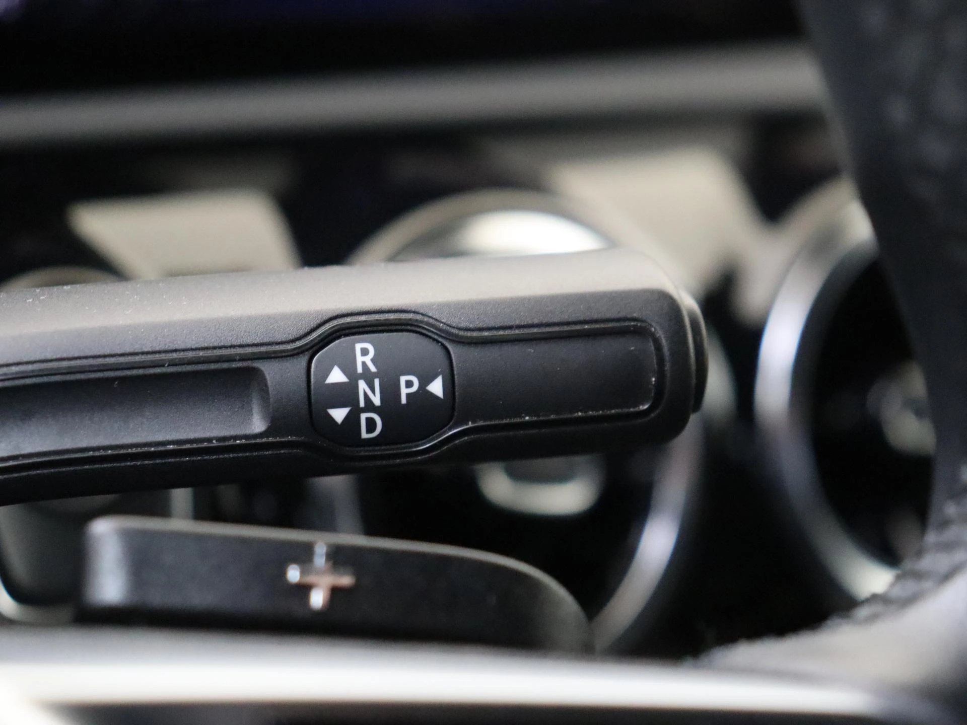 Mercedes-Benz-A-Klasse-image-12