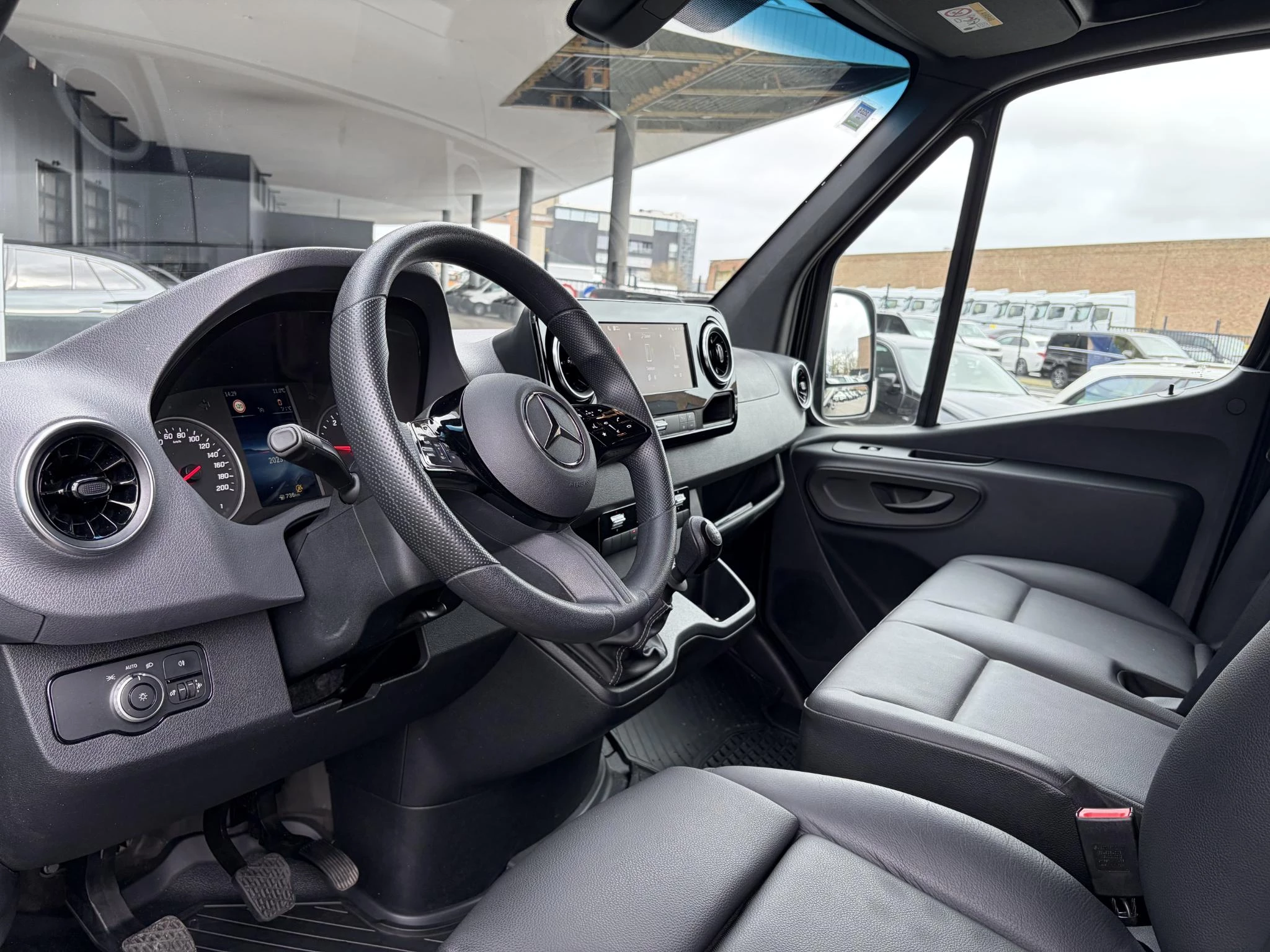 Mercedes-Benz Sprinter 317 CDI GB L3 RWD 3.5T BASE