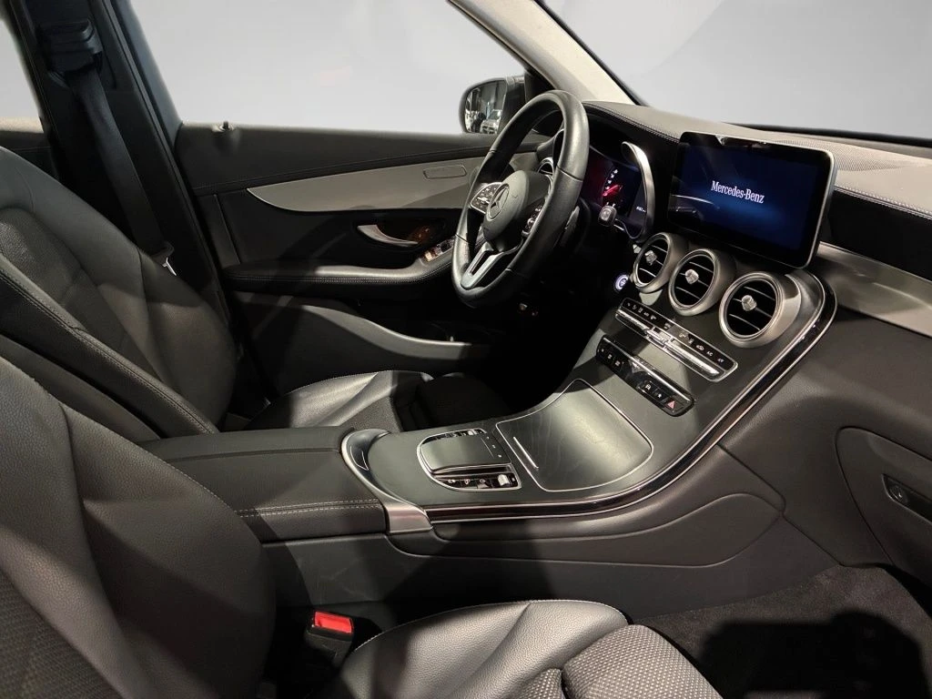 Mercedes-Benz-GLC 300 e-image-15