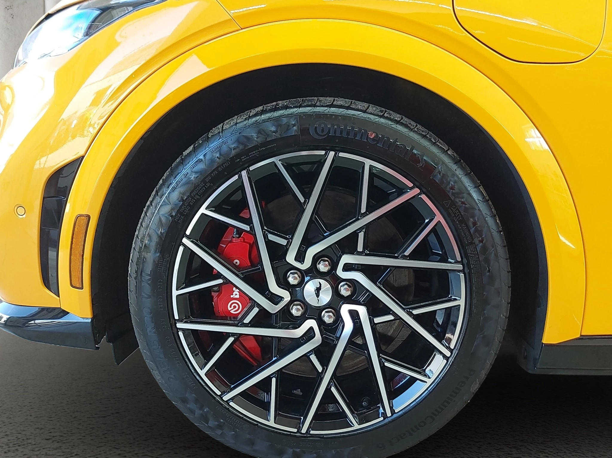 Ford Mustang Mach-E GT AWD /AHK / 7. Jahre Garantie /Winterräder