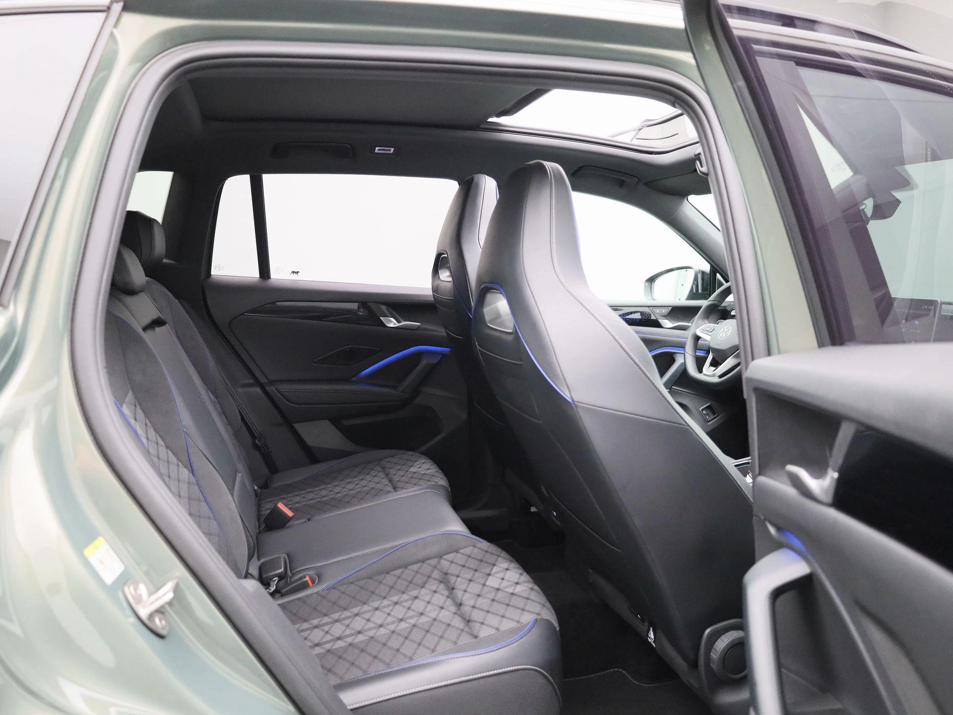 Volkswagen-Tiguan-image-45