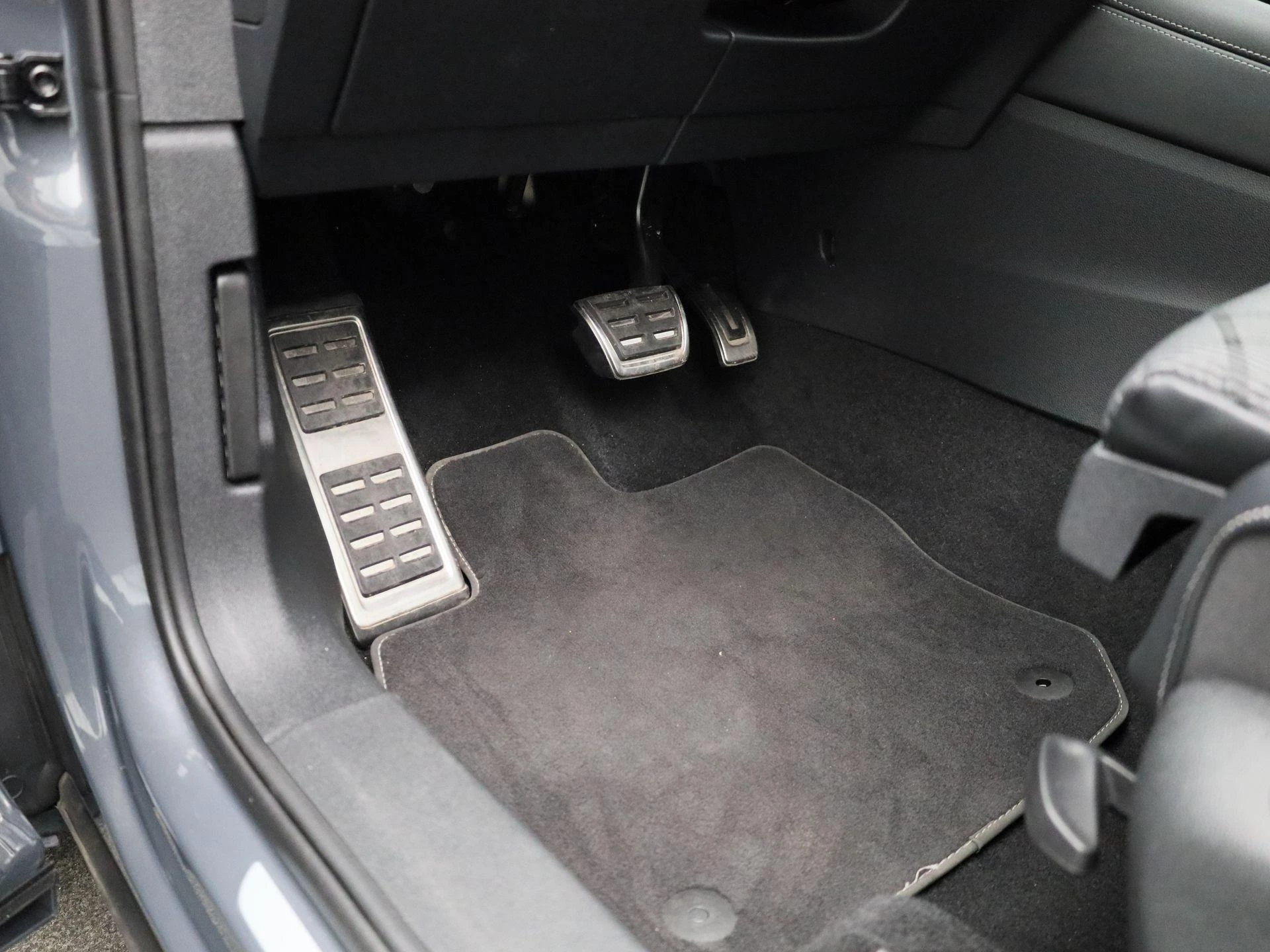 Volkswagen-Tiguan-image-37