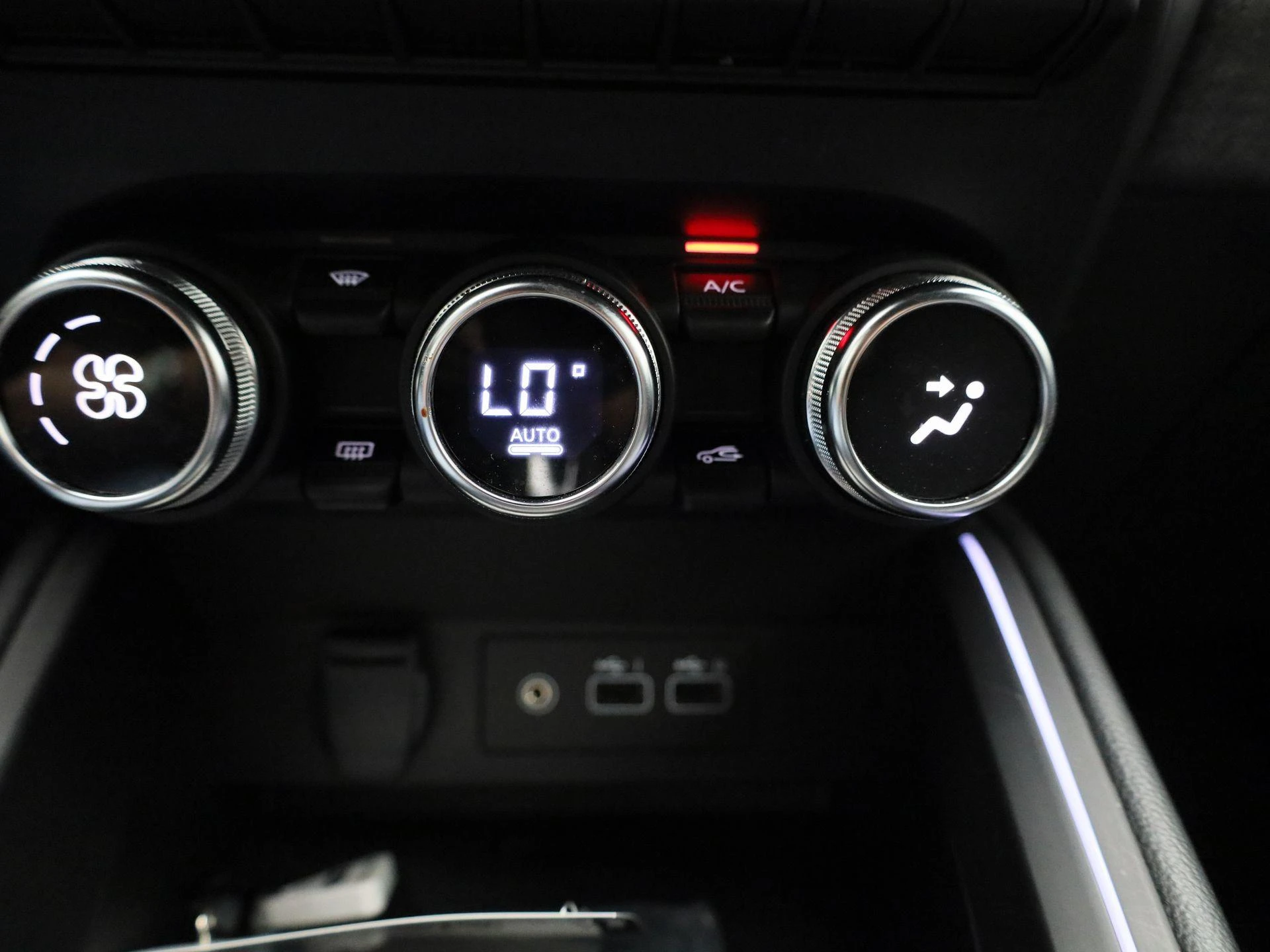 Renault-Clio-image-19