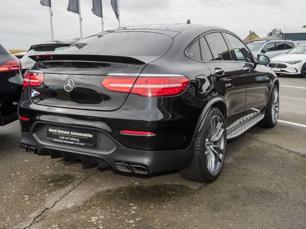 Mercedes-AMG-GLC 63 AMG-image-4