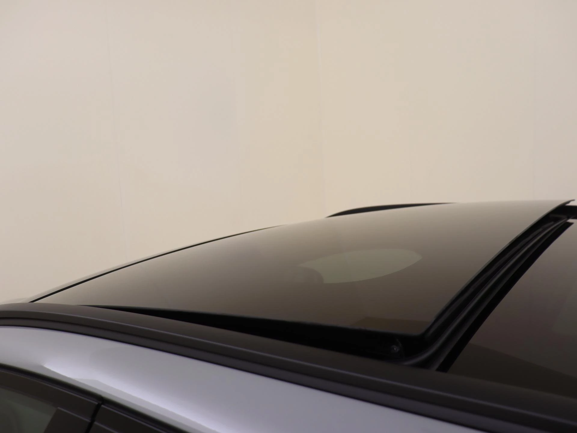 Mercedes-Benz-E-Klasse-image-27