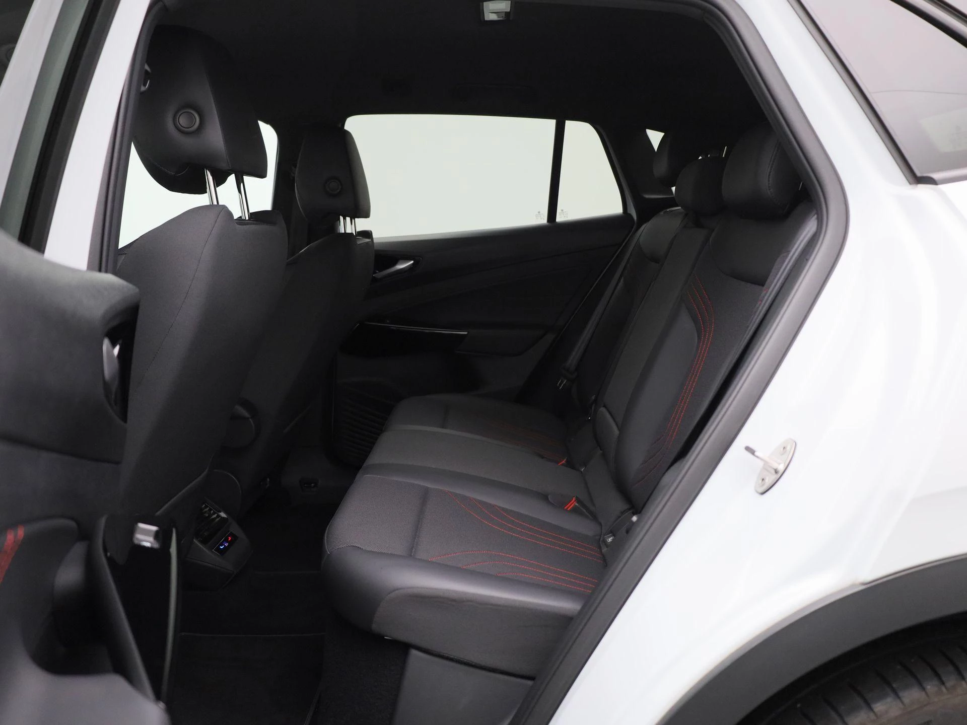 Volkswagen-ID.4-image-10
