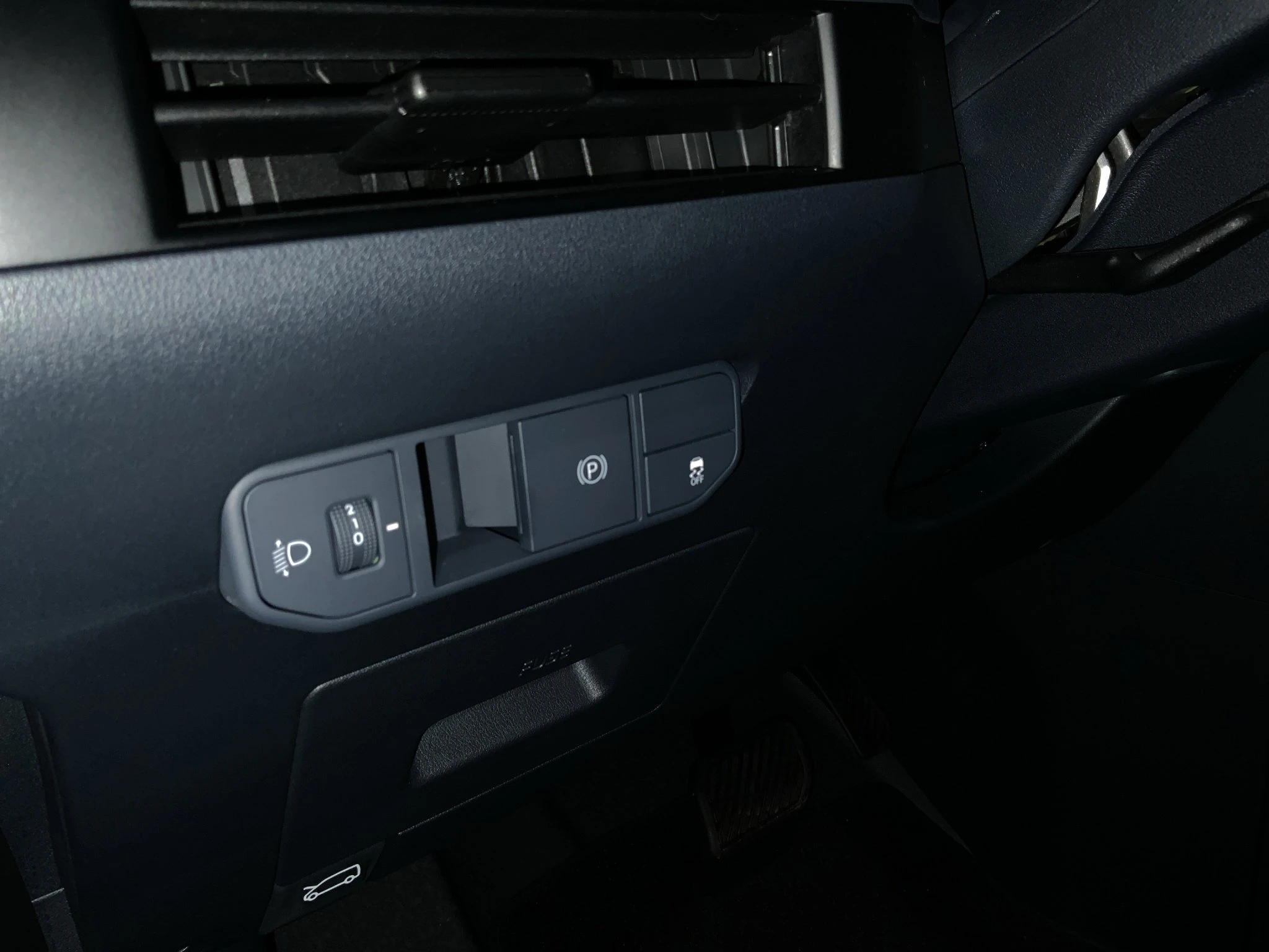 Kia-PV5-image-21