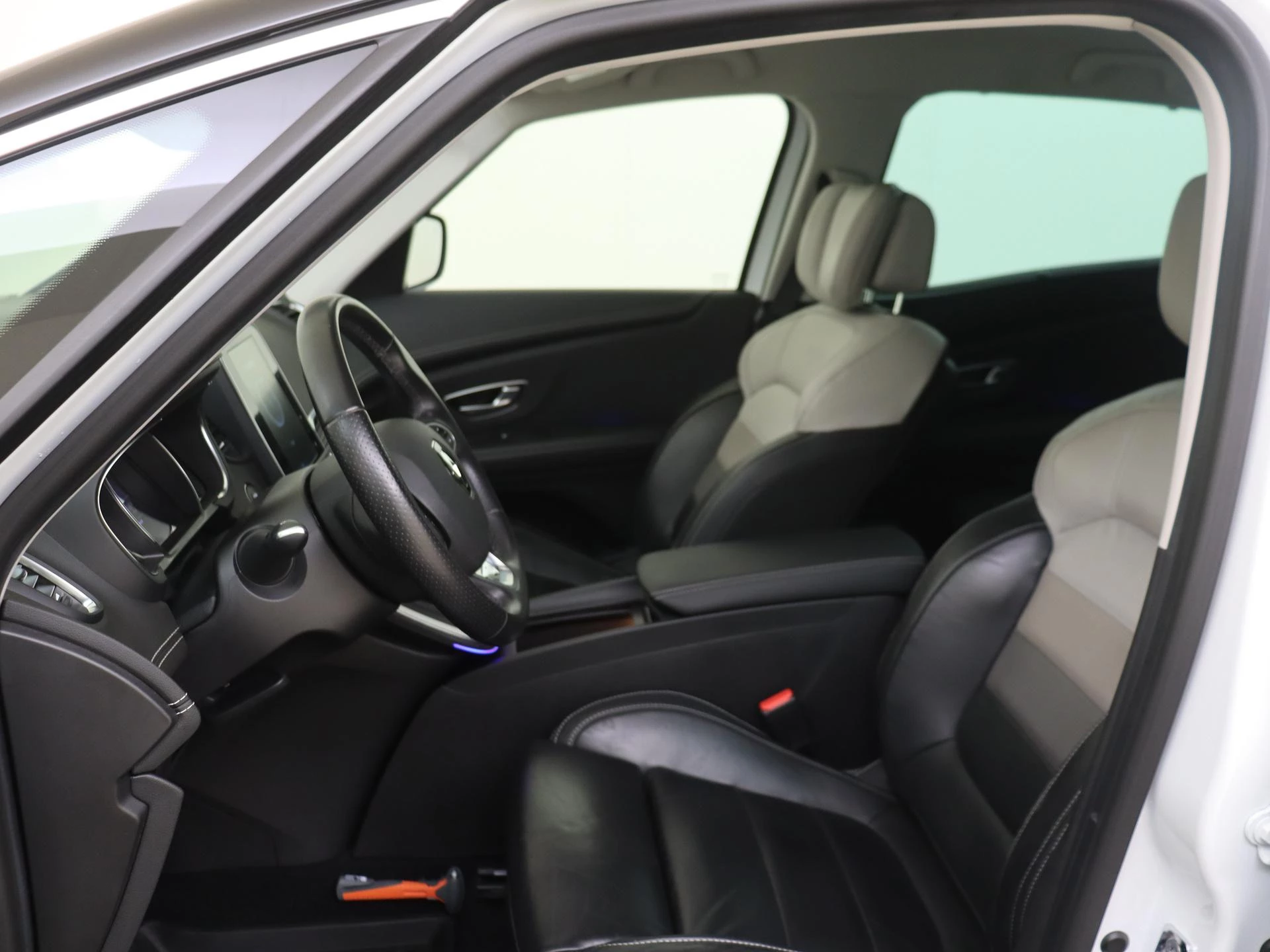 Renault Scénic 1.3 TCe160 Initiale Paris AUTOMAAT