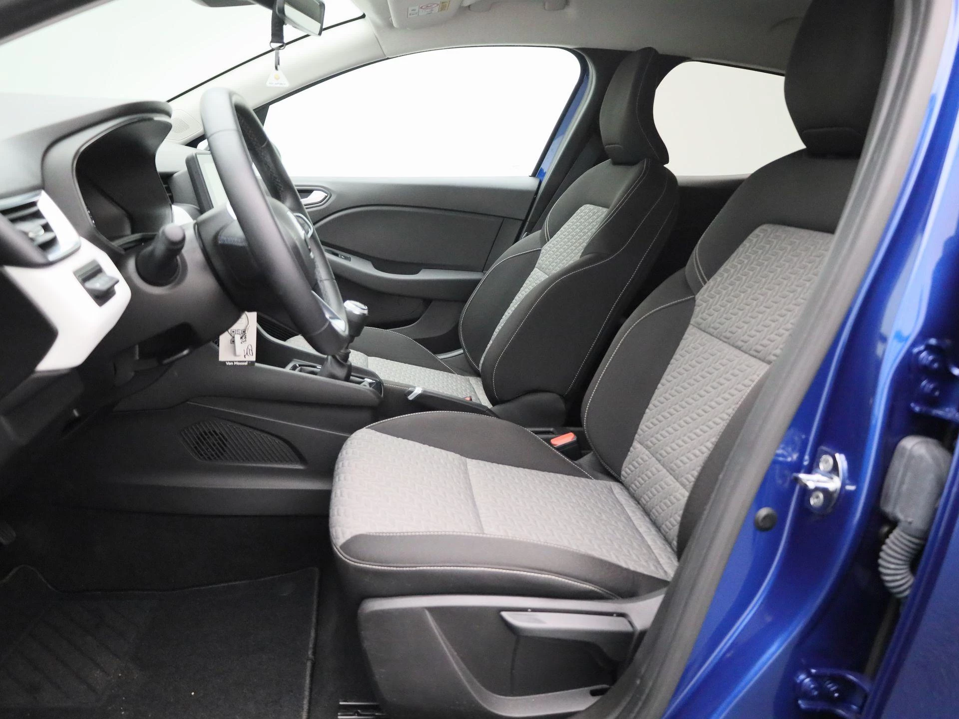 Renault-Clio-image-7