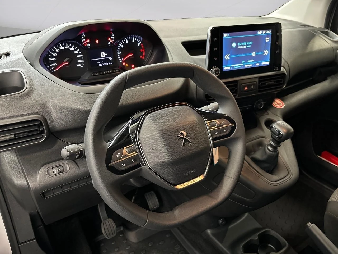 Peugeot-Partner-image-9