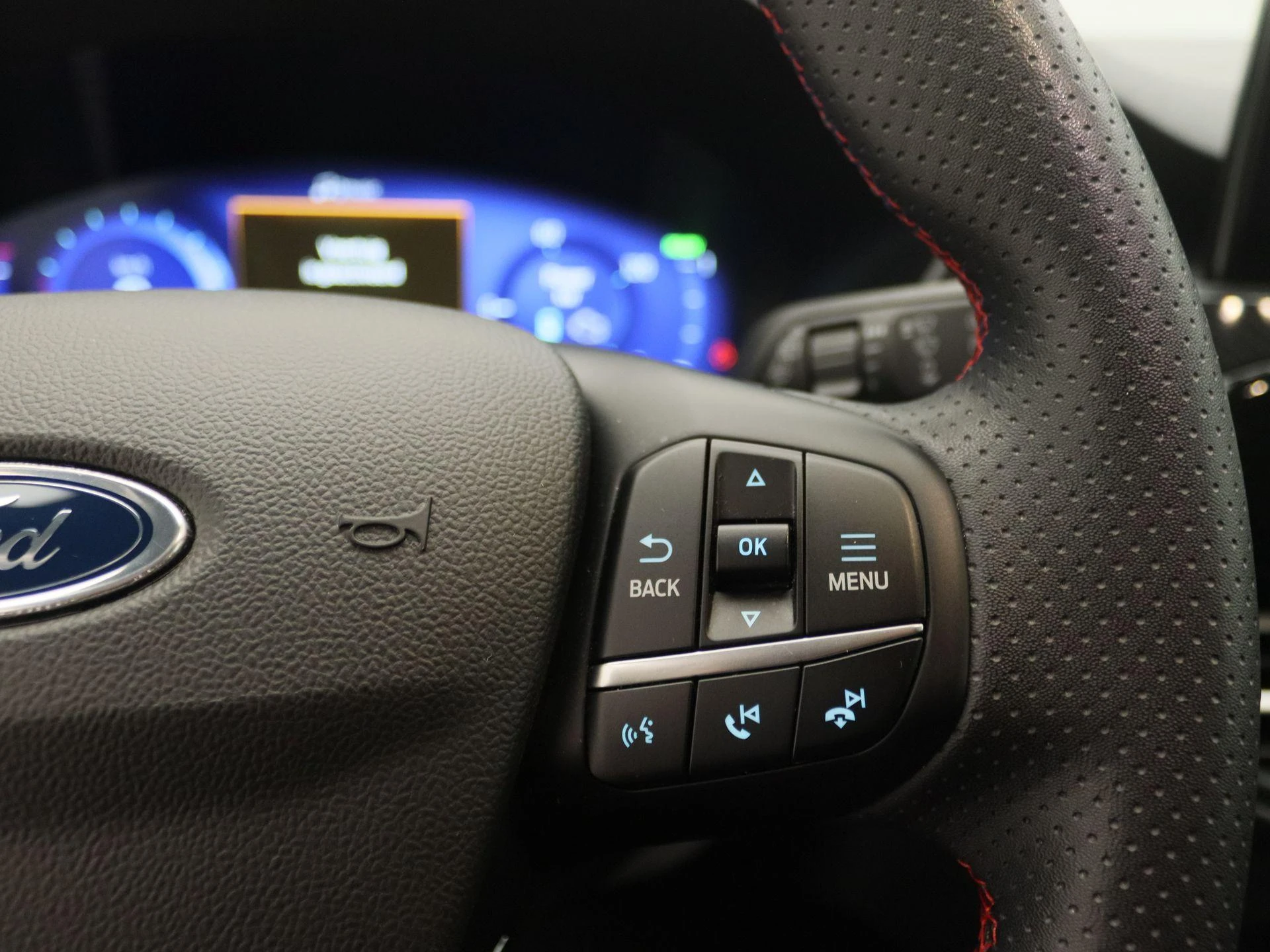 Ford-Kuga-image-18