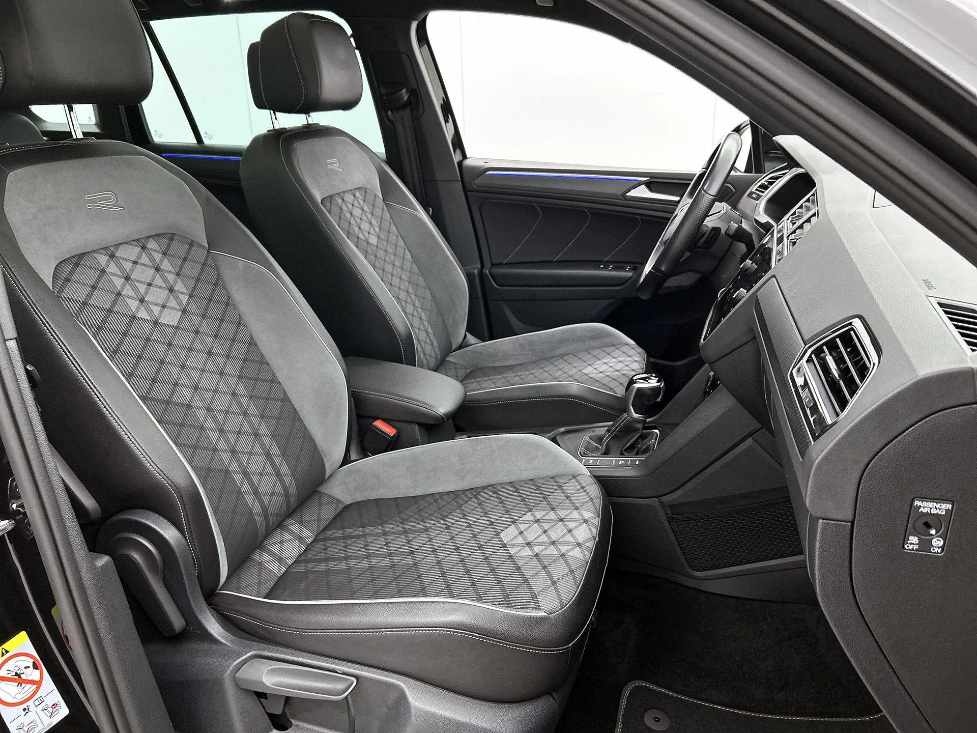 Volkswagen-Tiguan-image-44