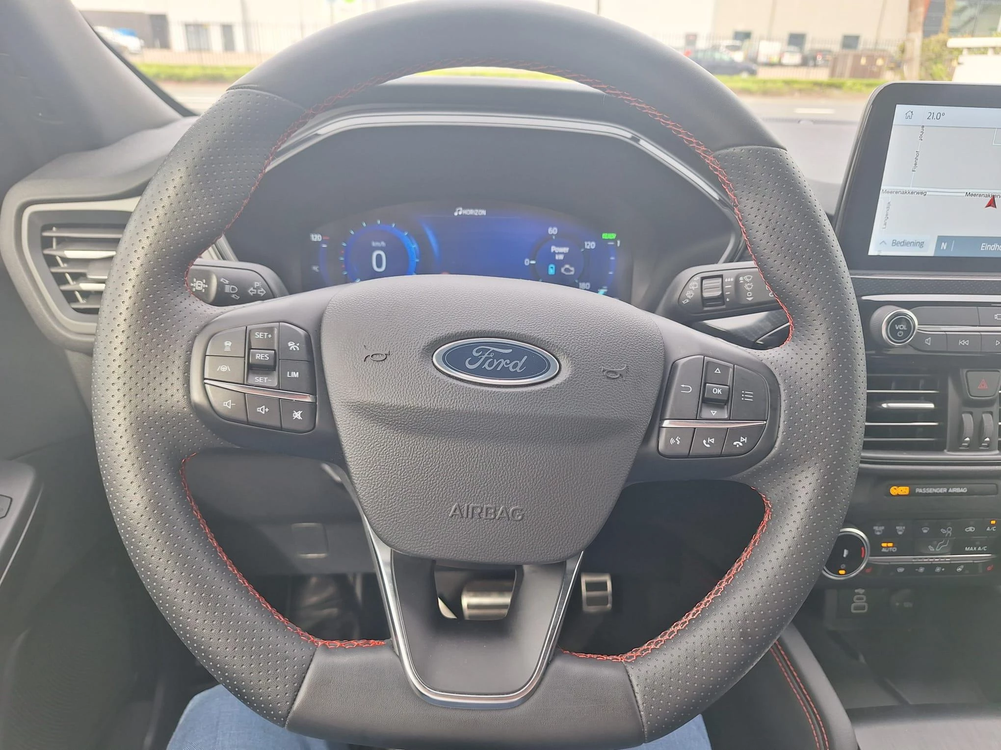 Ford-Kuga-image-15