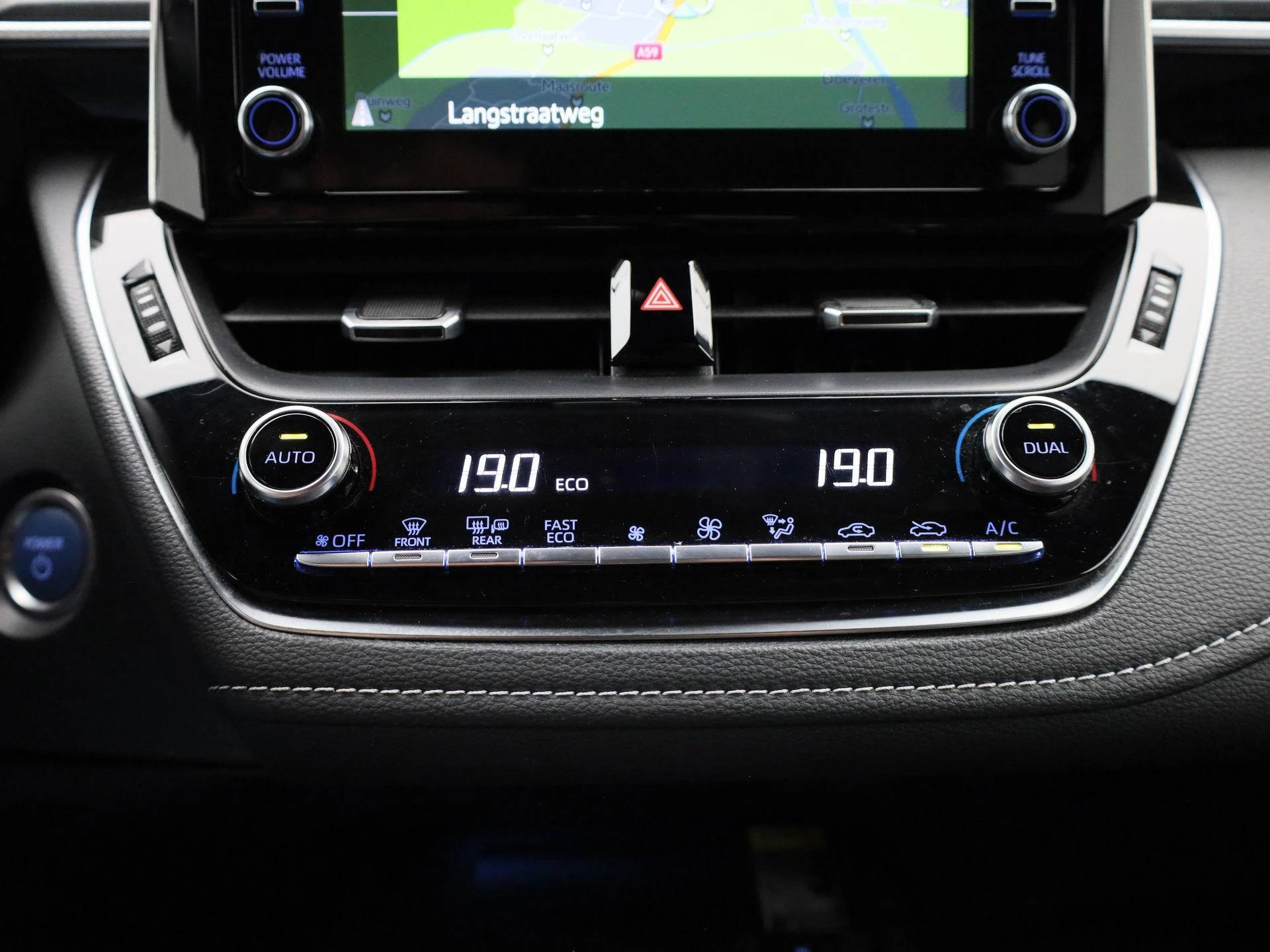 Toyota-Corolla-image-16