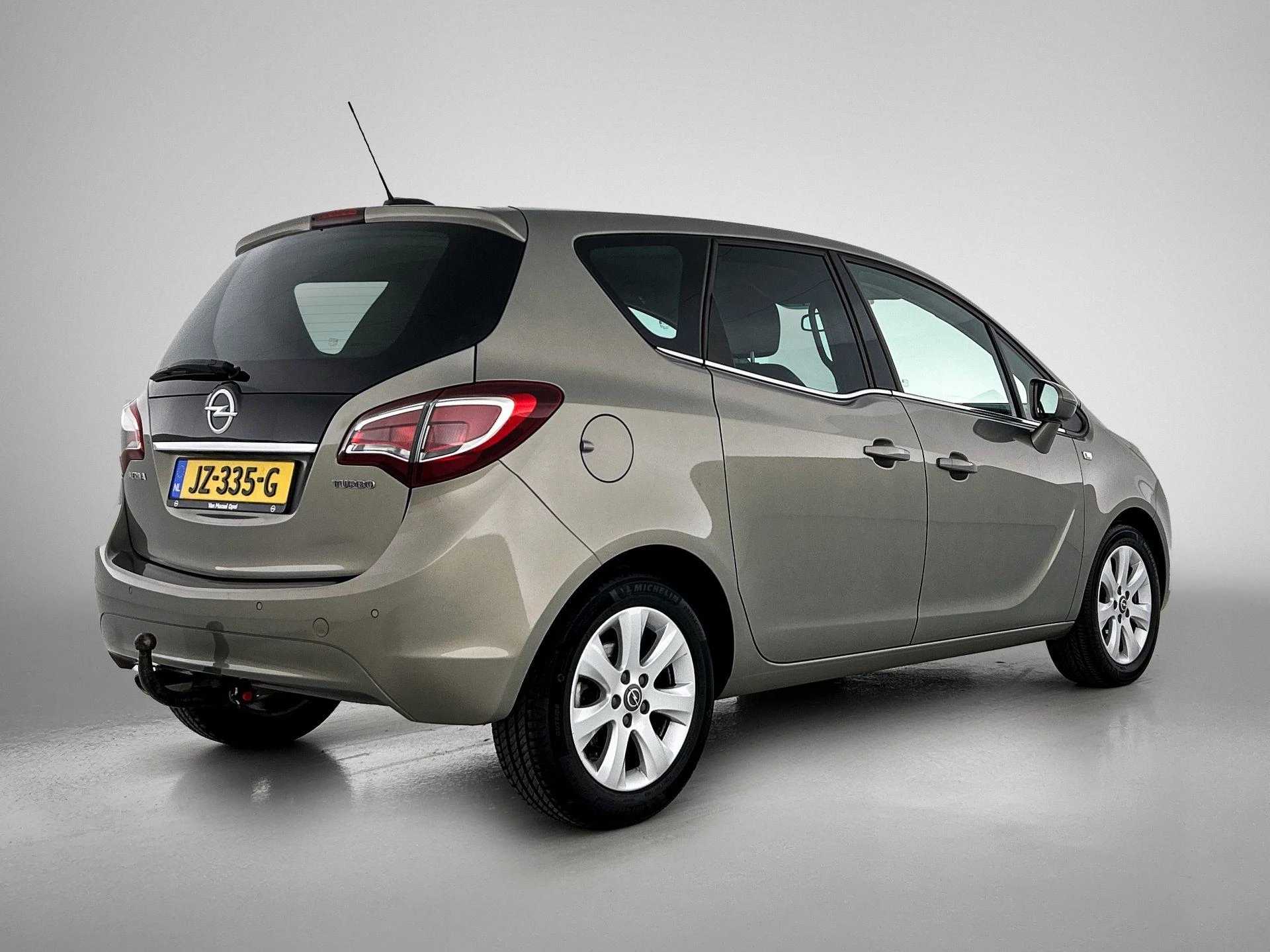 Opel-Meriva-image-3