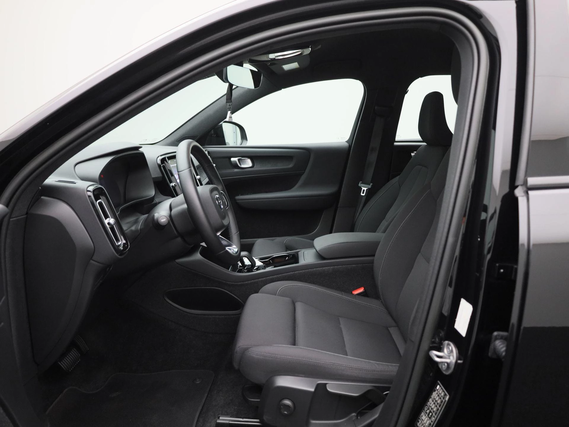 Volvo-XC40-image-8
