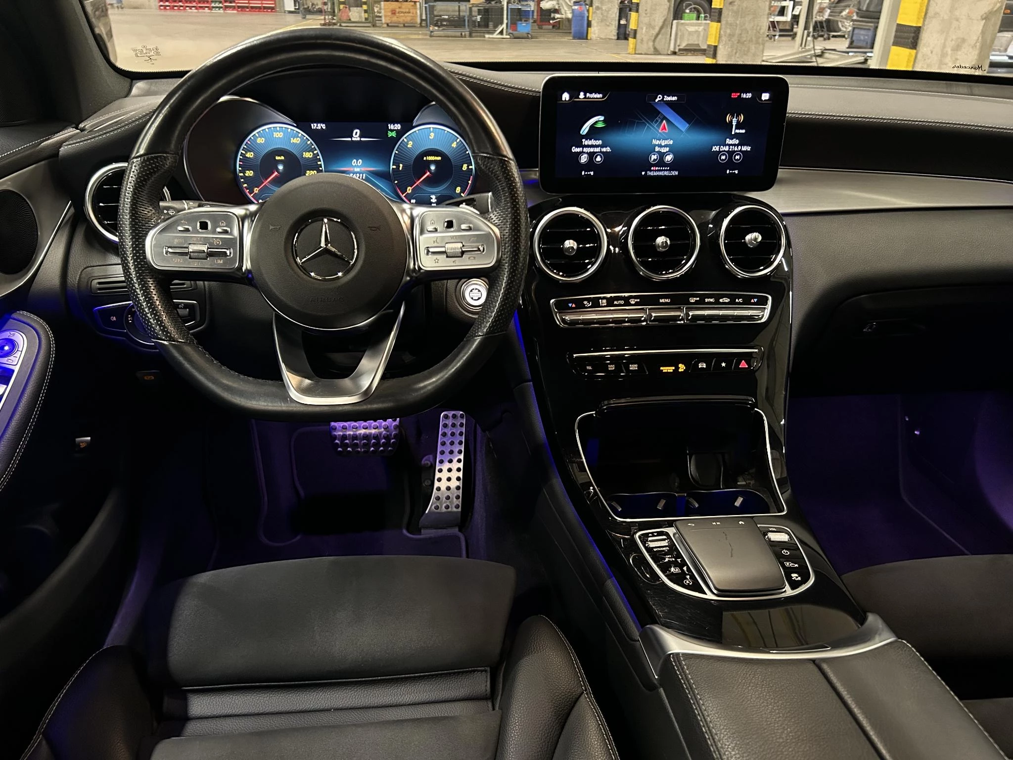 Mercedes-Benz GLC 200d Coupé AMG LINE + CARPLAY + NIGHTPAKKET + 360 CAMERA +