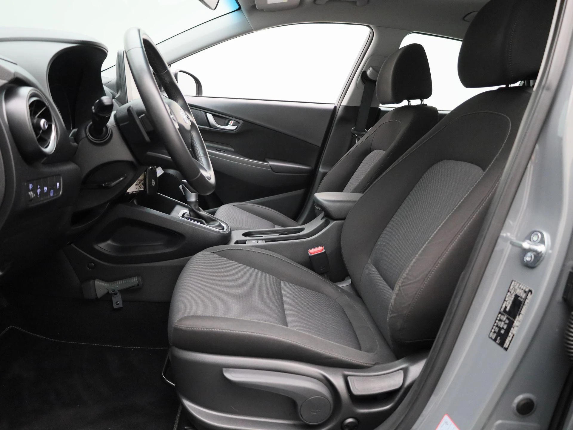 Hyundai-Kona-image-11