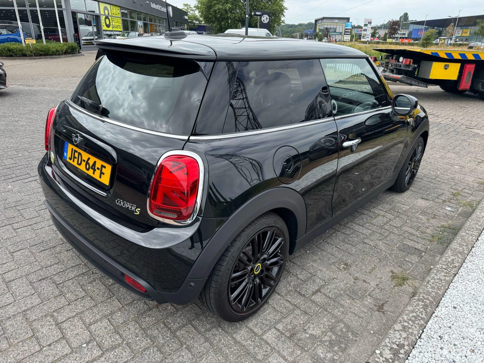 MINI-Electric-image-5