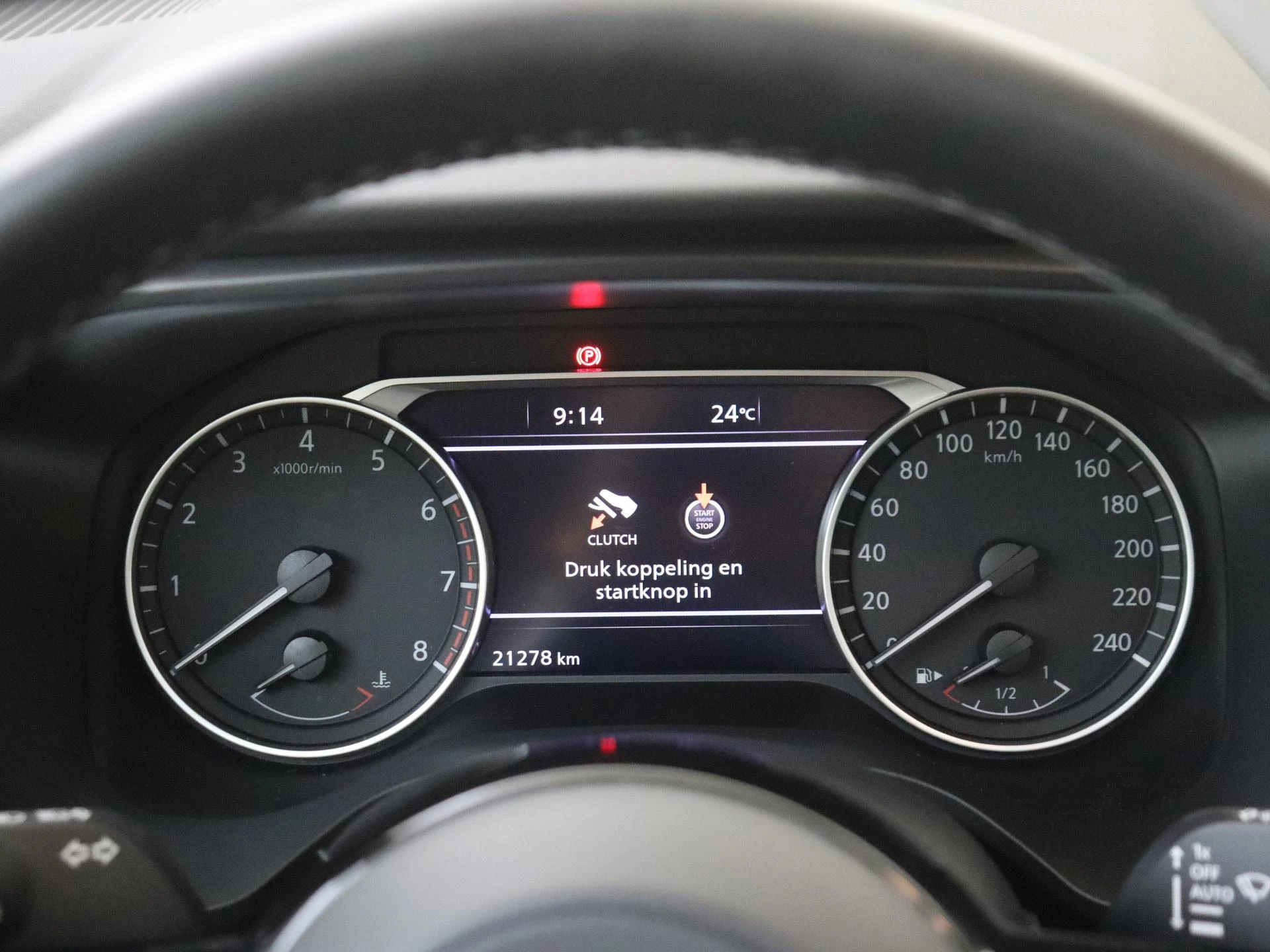 Nissan-QASHQAI-image-11