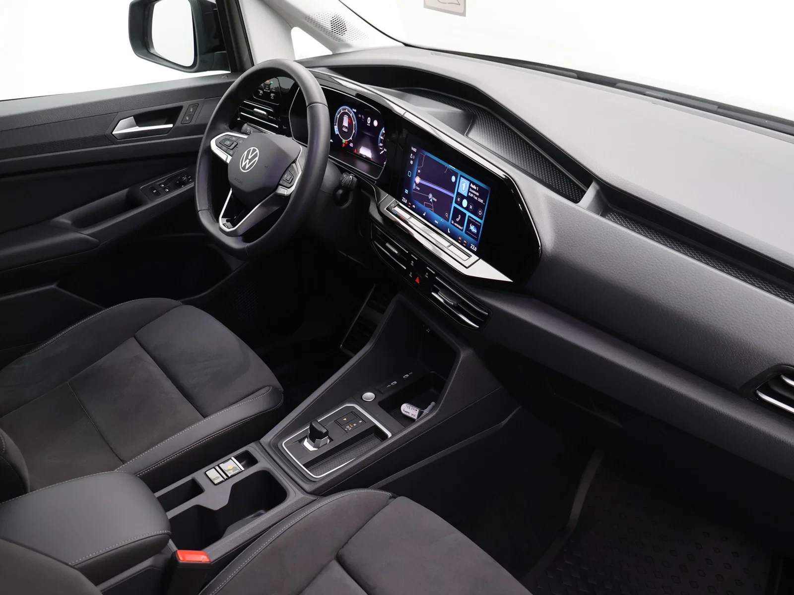 Volkswagen-Caddy-image-2