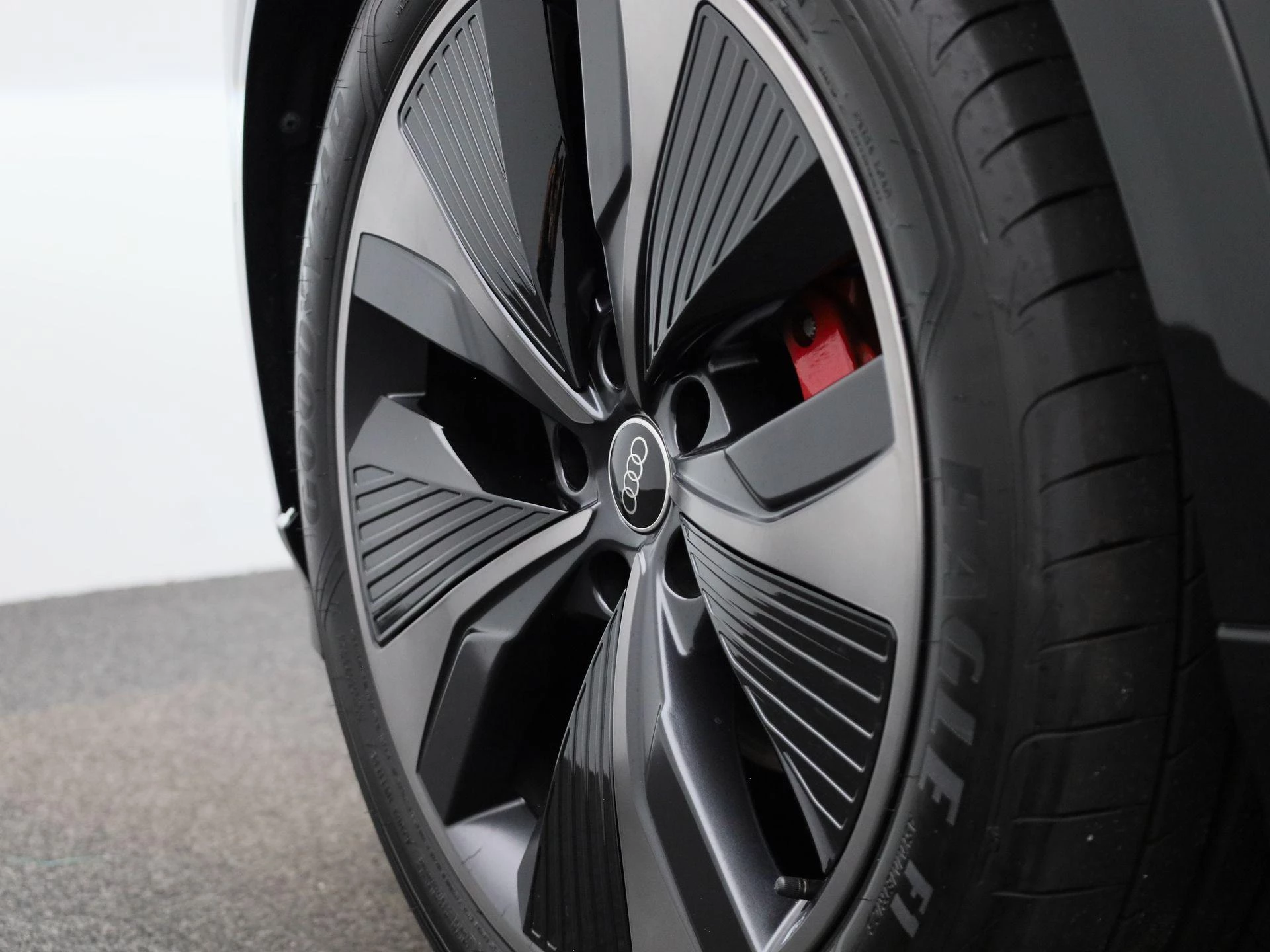 Audi Q6 e-tron edition performance 100 kWh