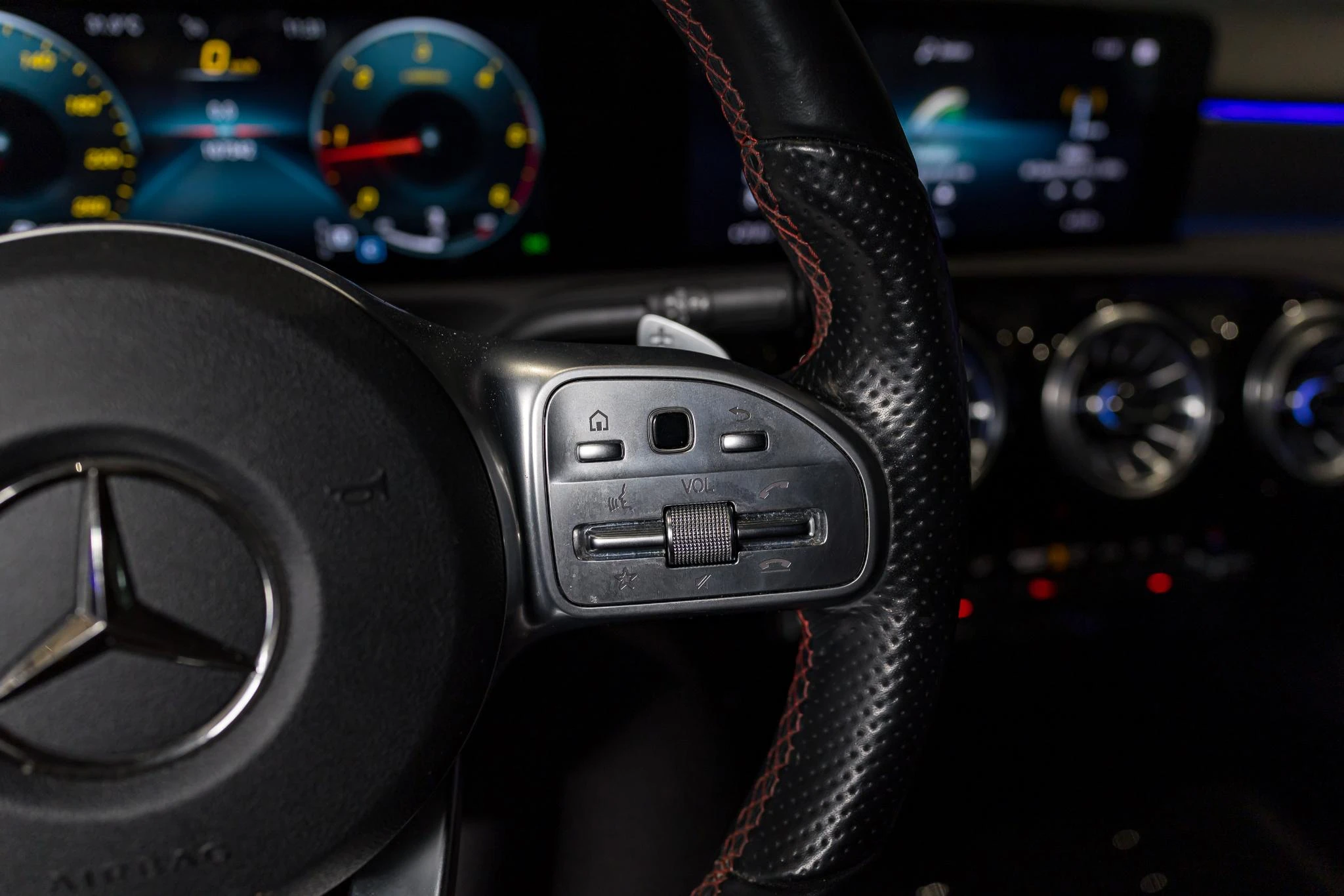 Mercedes-Benz-Classe A-image-22