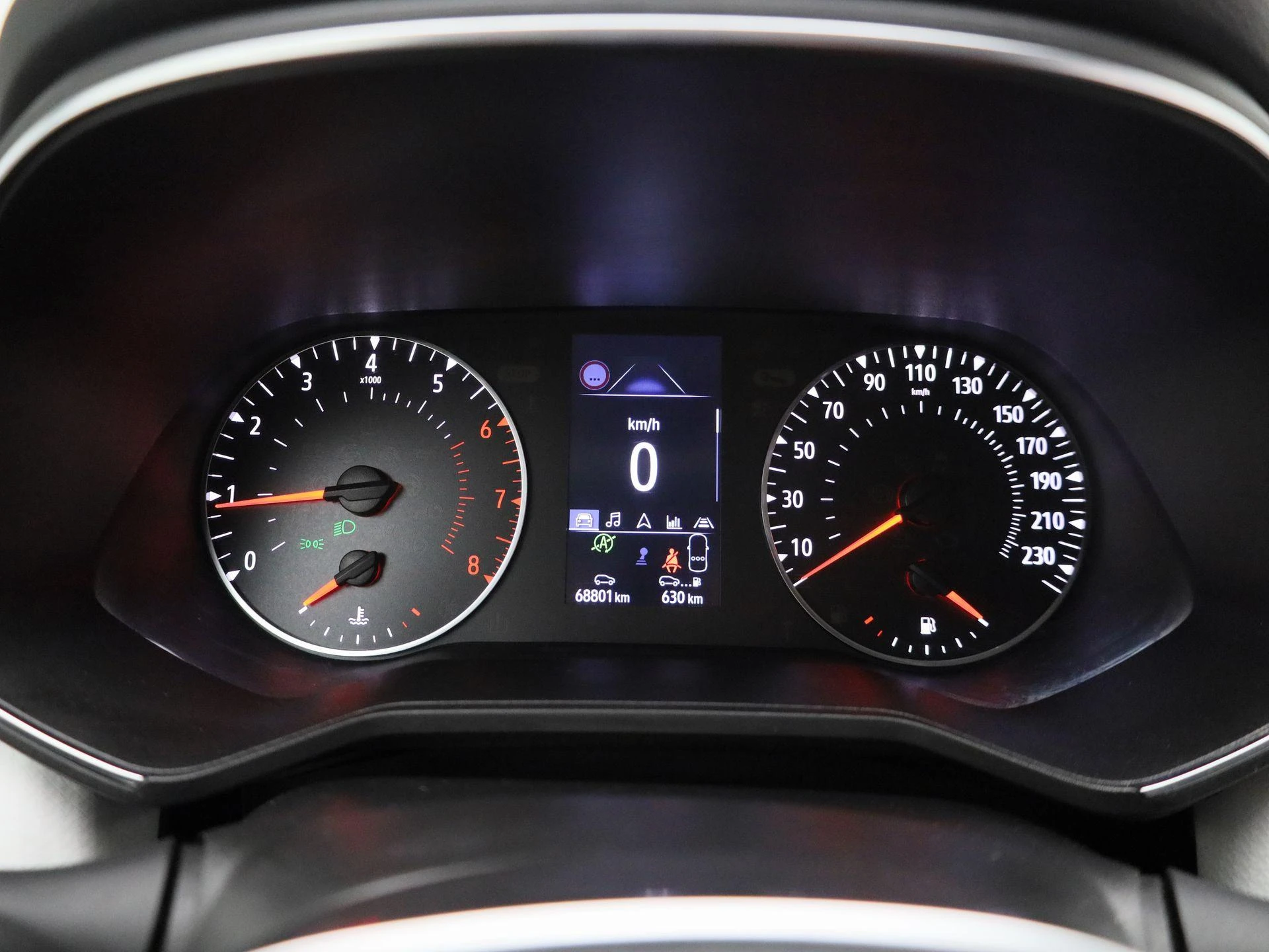 Renault-Clio-image-15