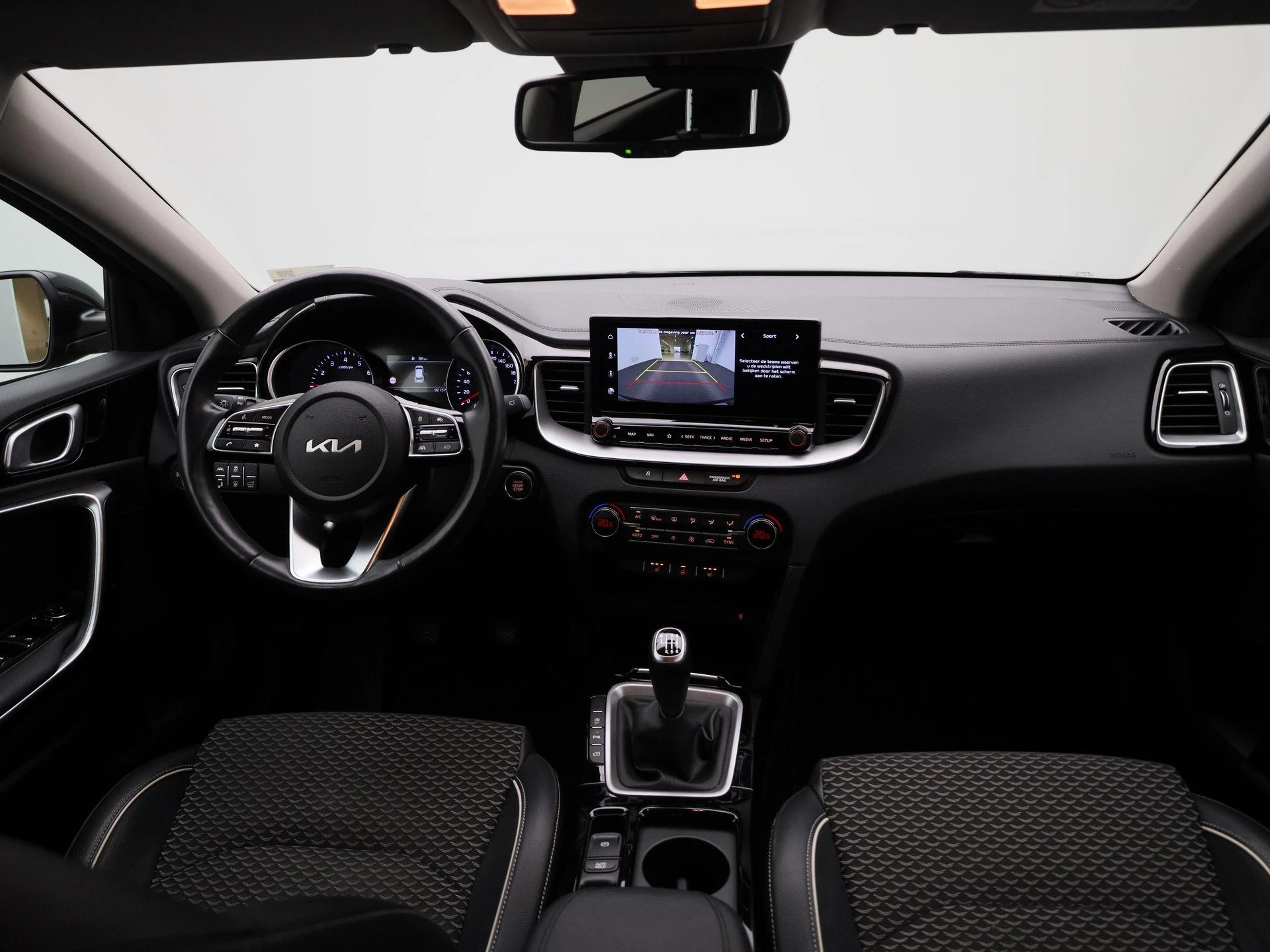 Kia-Ceed Sportswagon-image-33