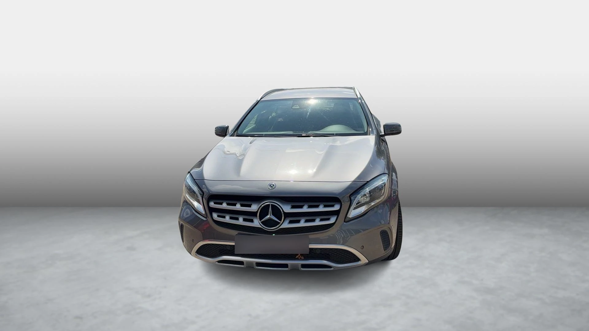 Mercedes-Benz-GLA-image-5