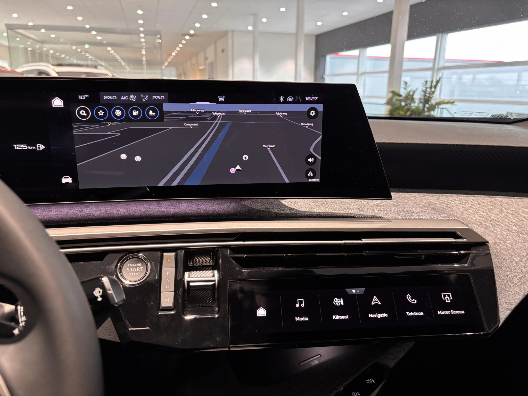 Peugeot-5008-image-25