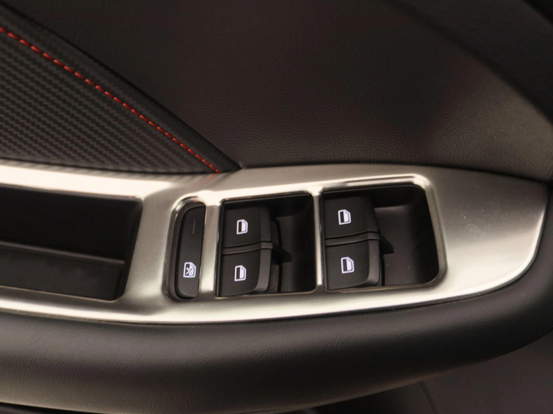 MG-ZS EV-image-19