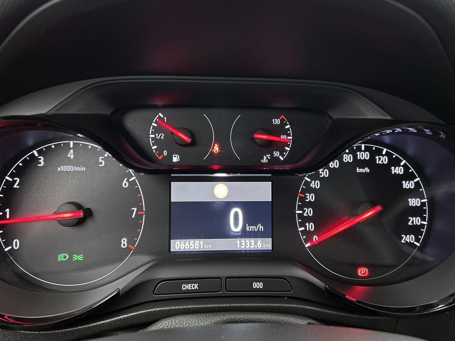 Opel-Crossland-image-10