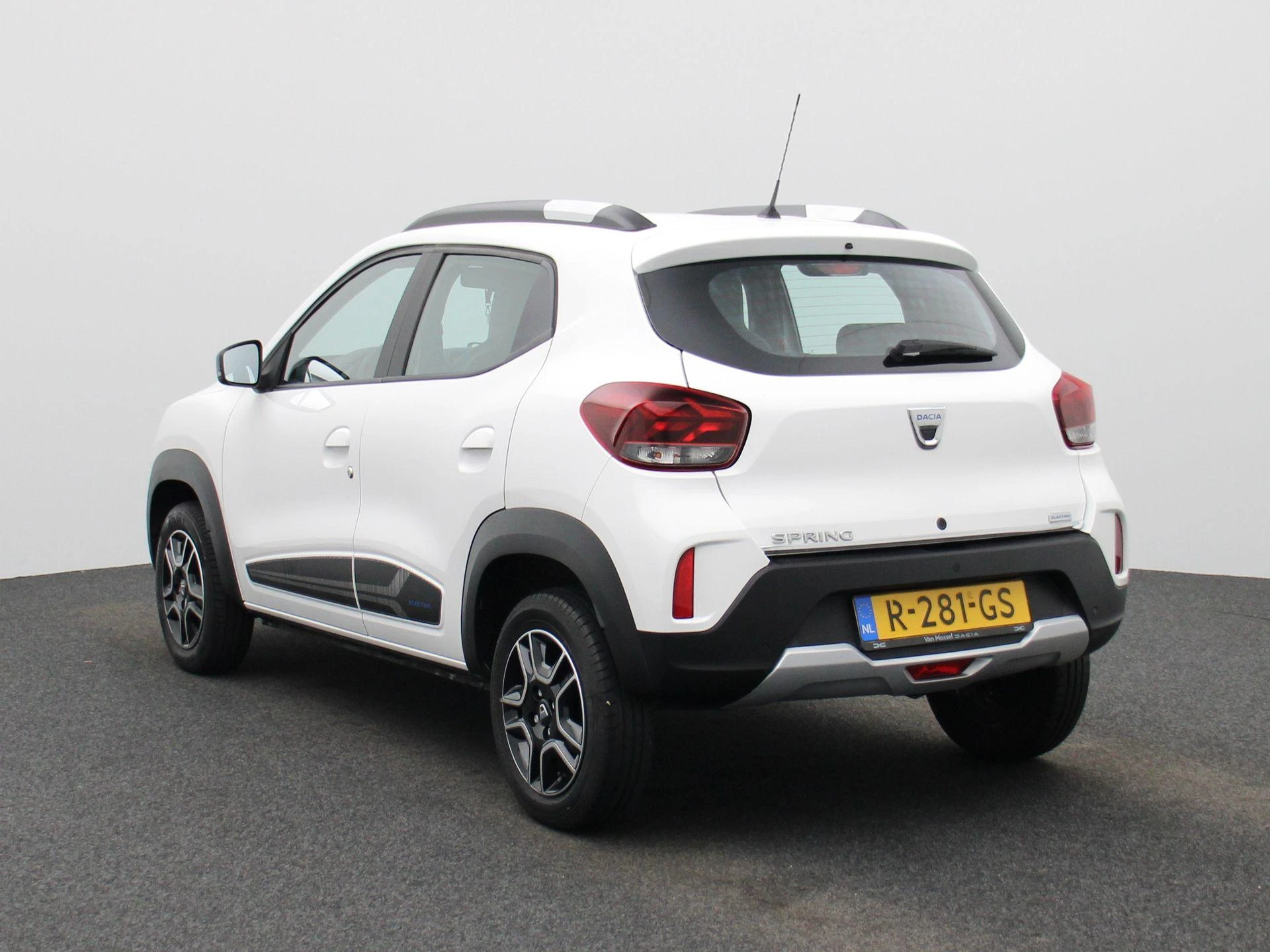 Dacia-Spring-image-1